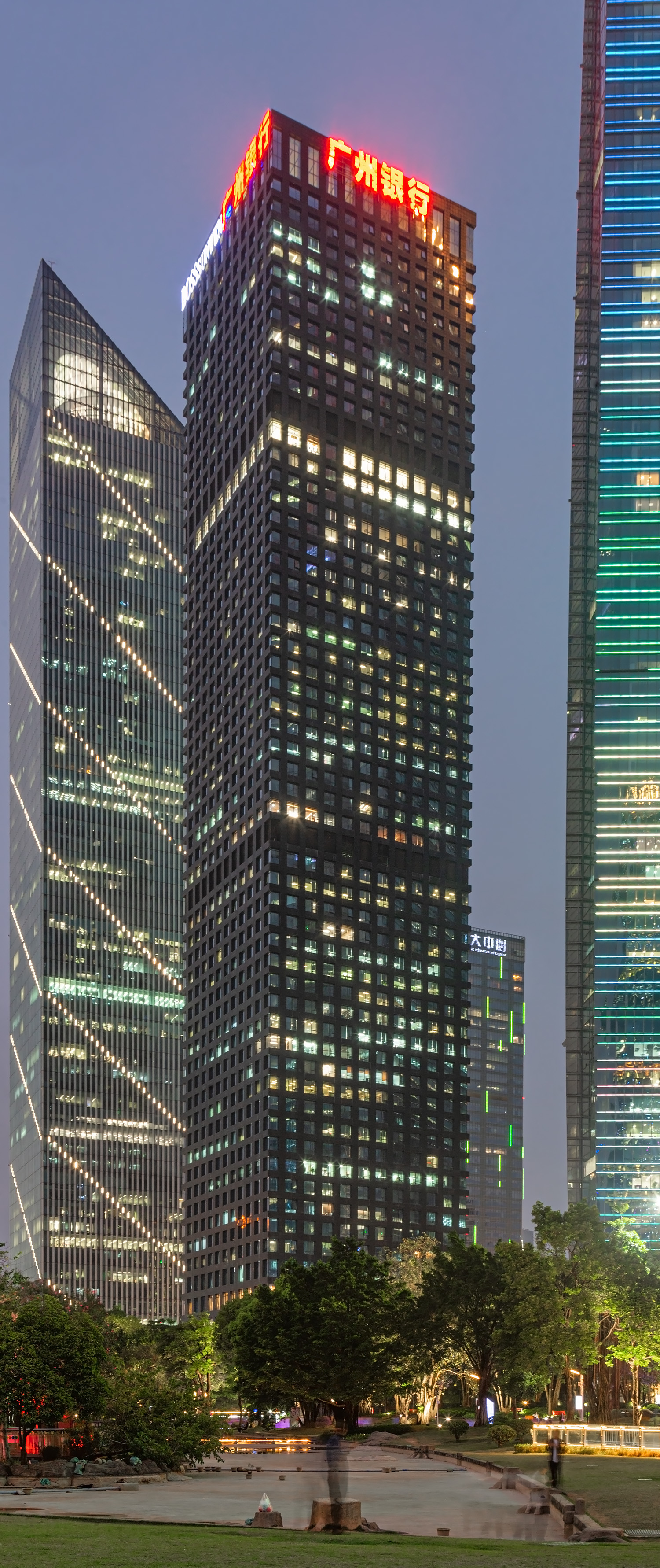 Bank of Guangzhou Tower - View from the southwest 