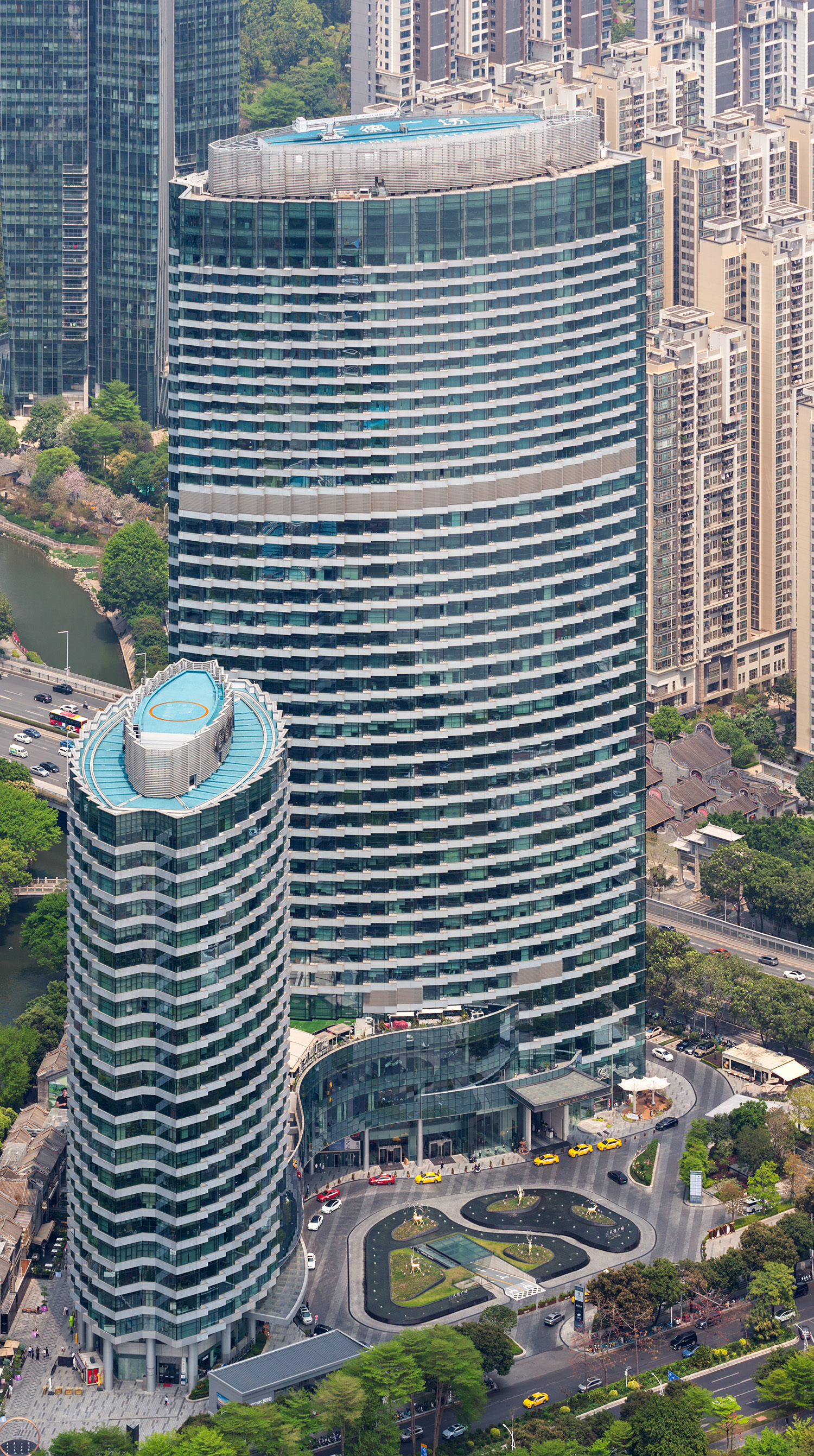 Elegant Hotel - View from Canton Tower 