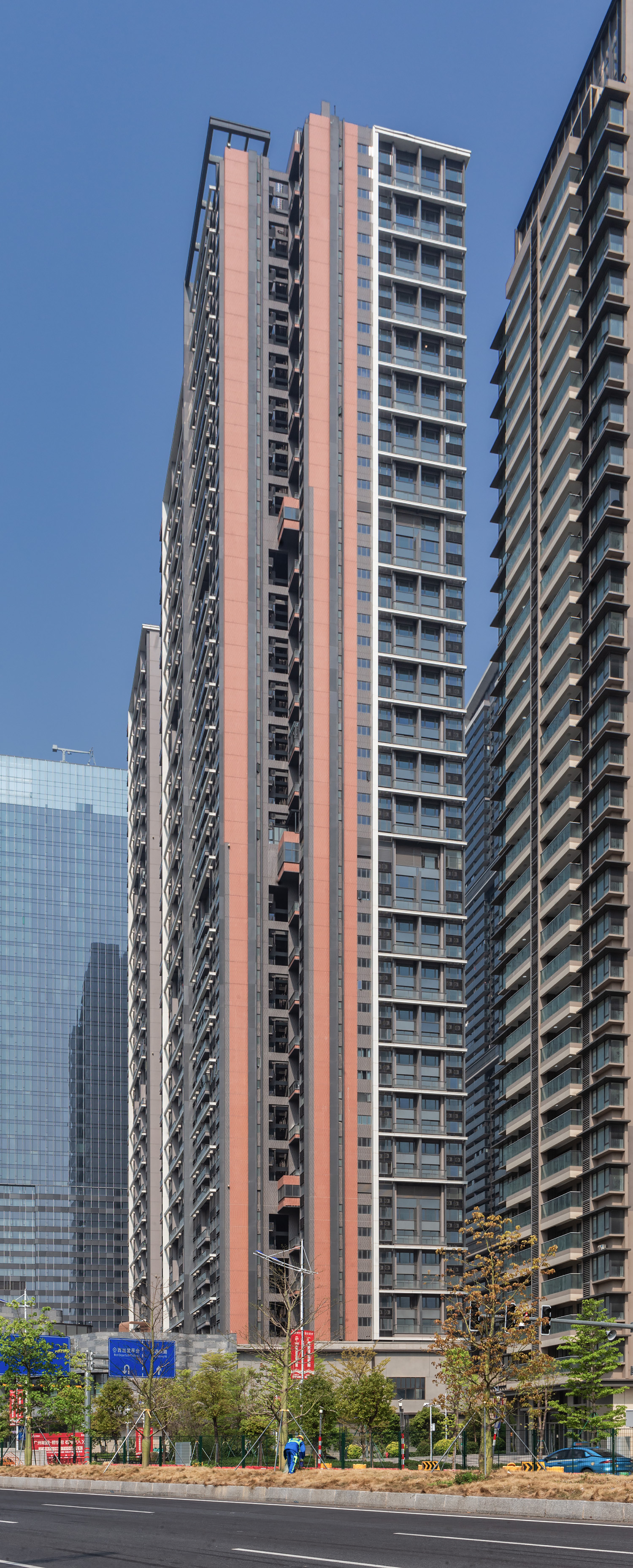 New World Canton Center Tower 8 - View from the east 