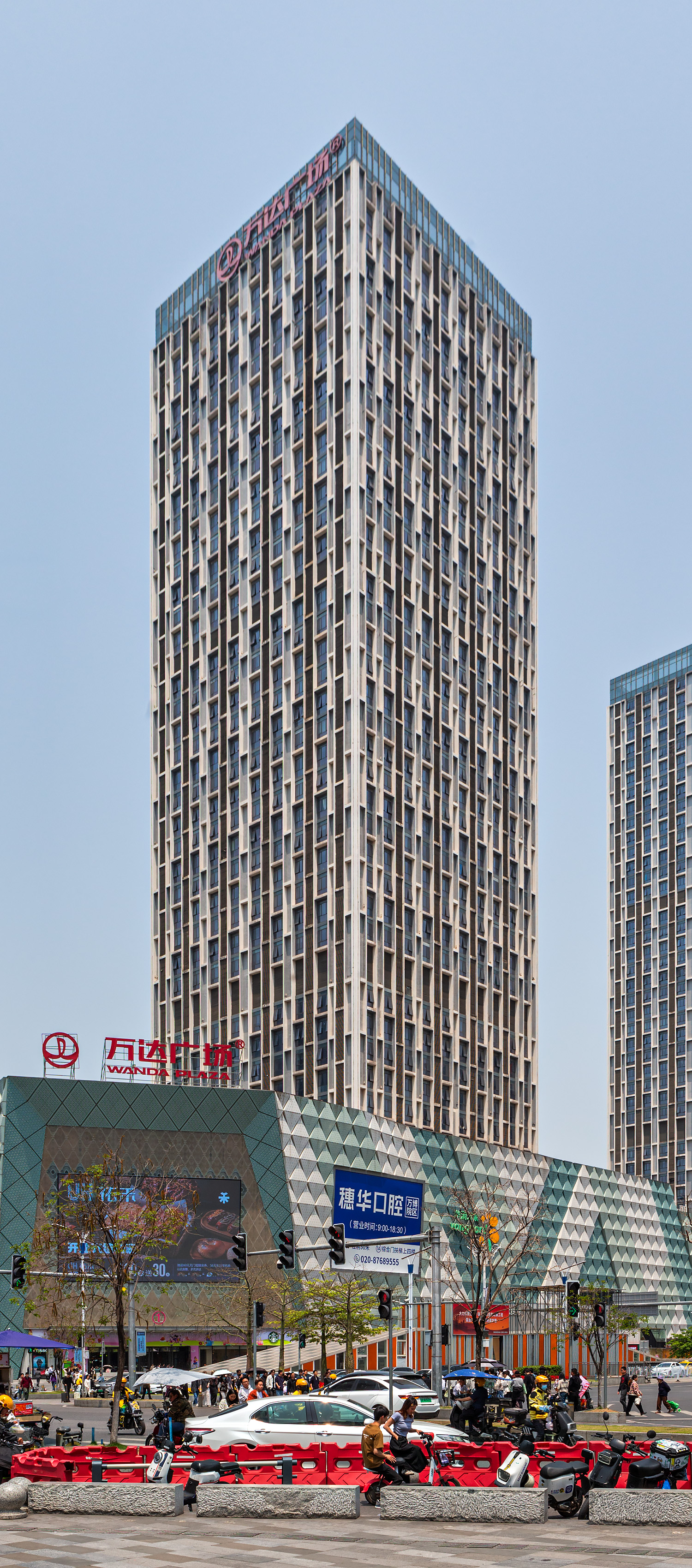 Panyu Wanda Plaza Tower 1 - View from the south 