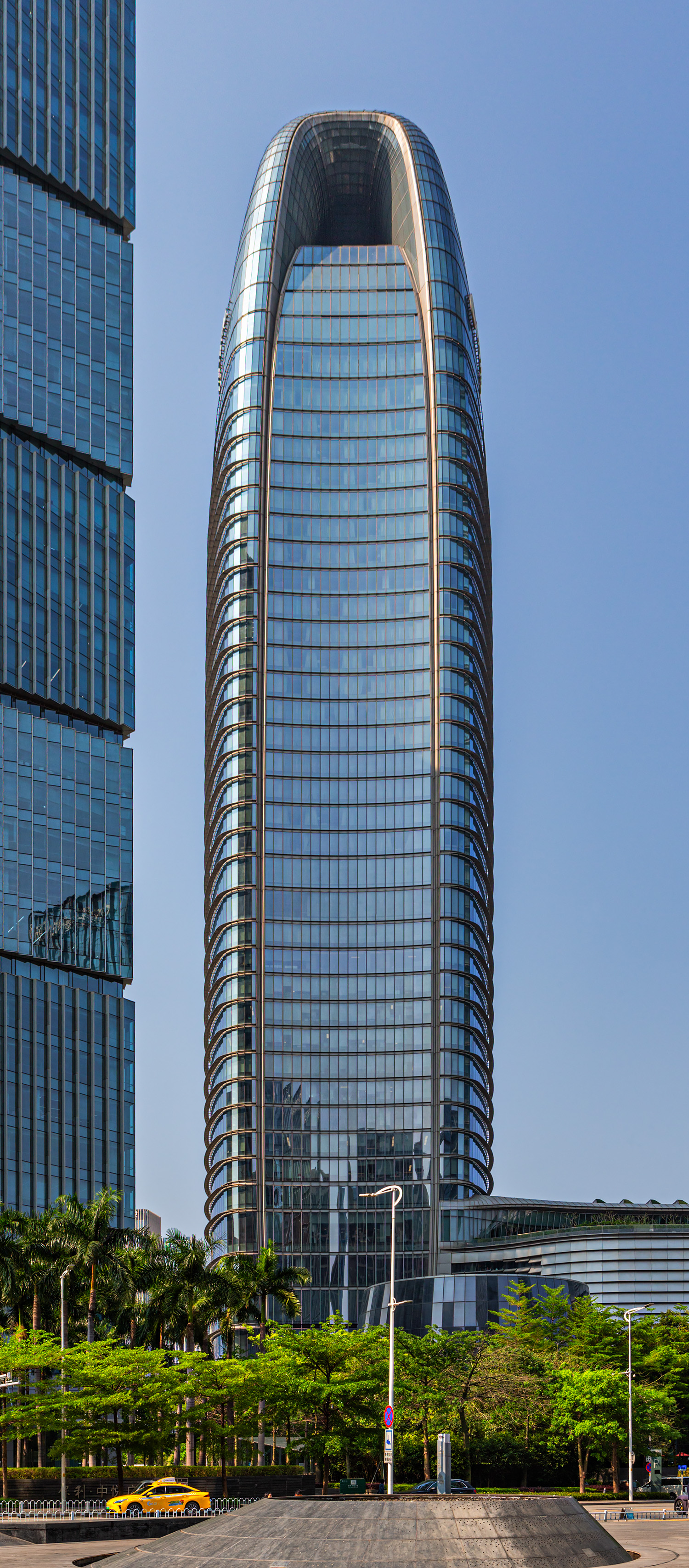 Poly Pazhou C1 - View from the south 