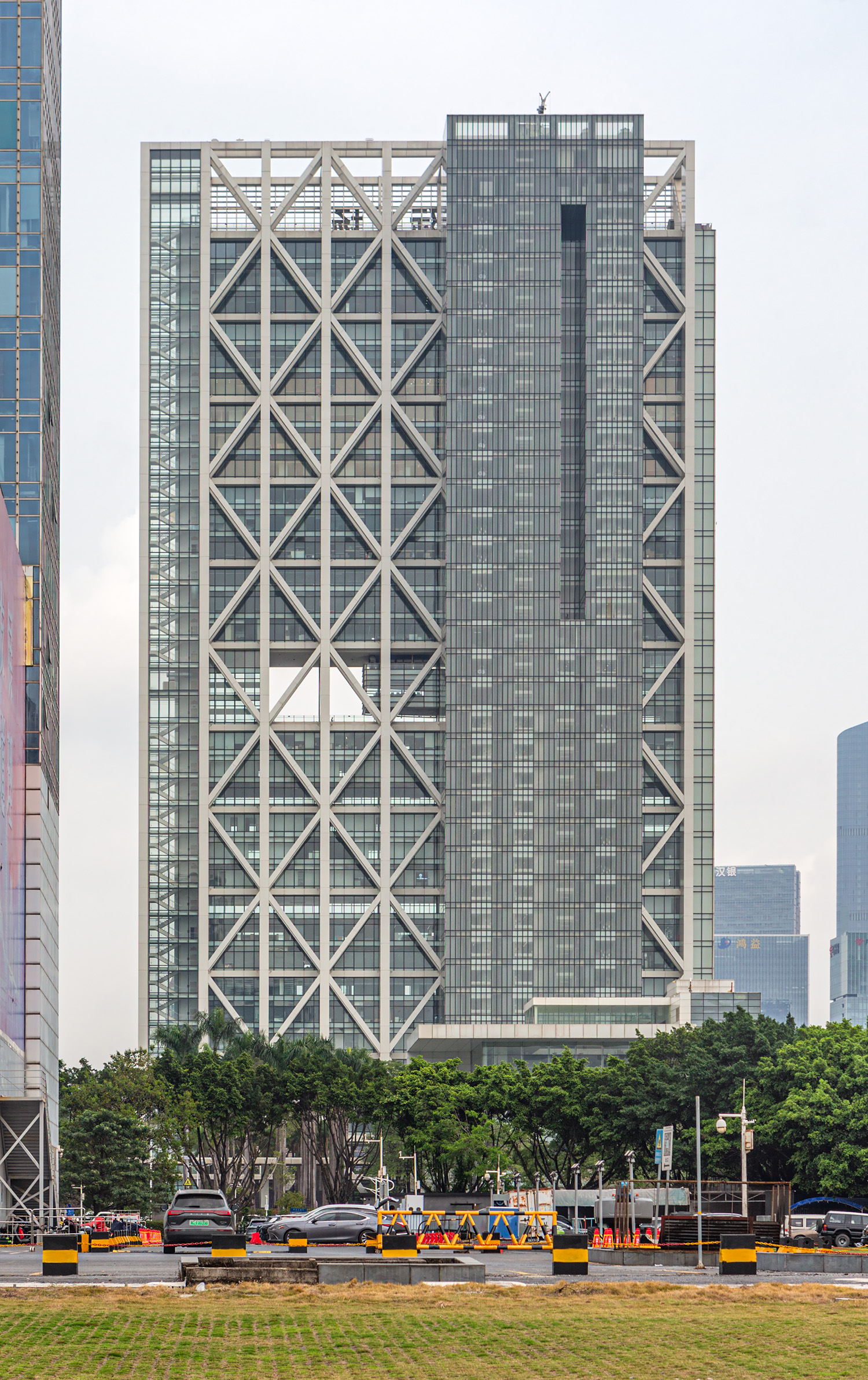 Poly Real Estate Headquarters Tower 1 - View from the south 