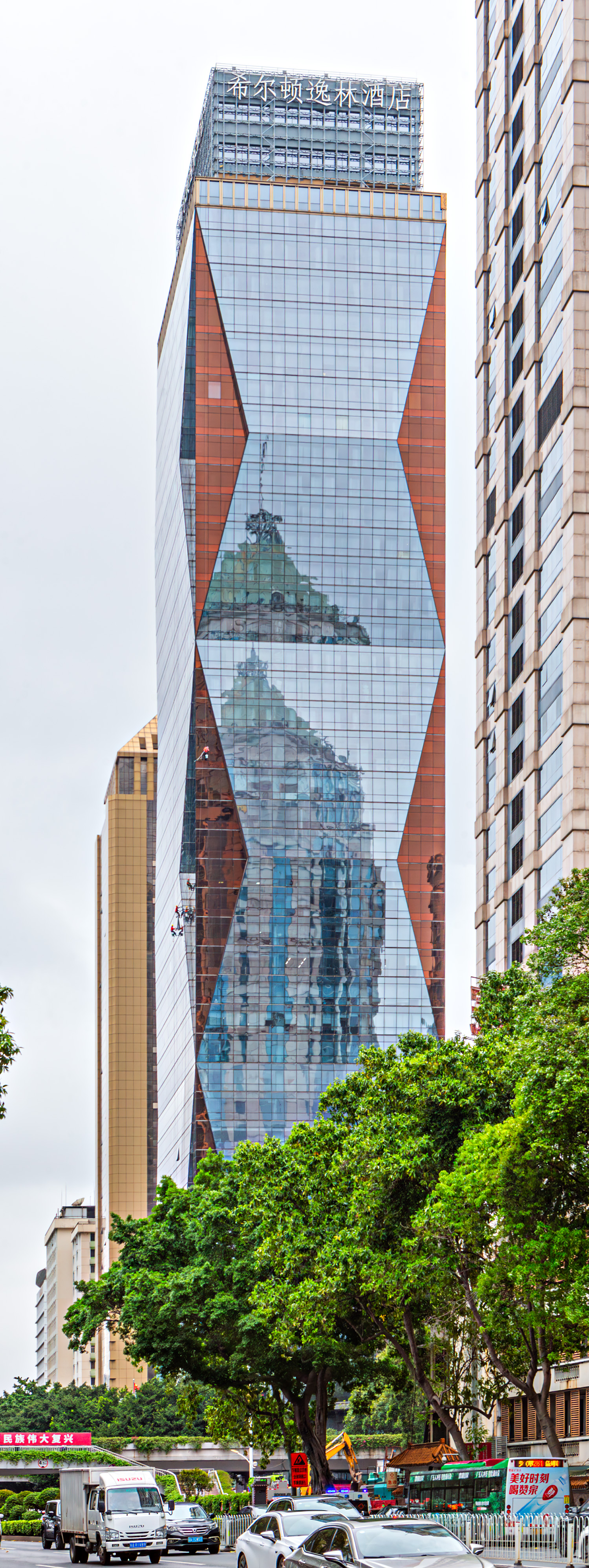 RenFun Business Mansion - View from the east 