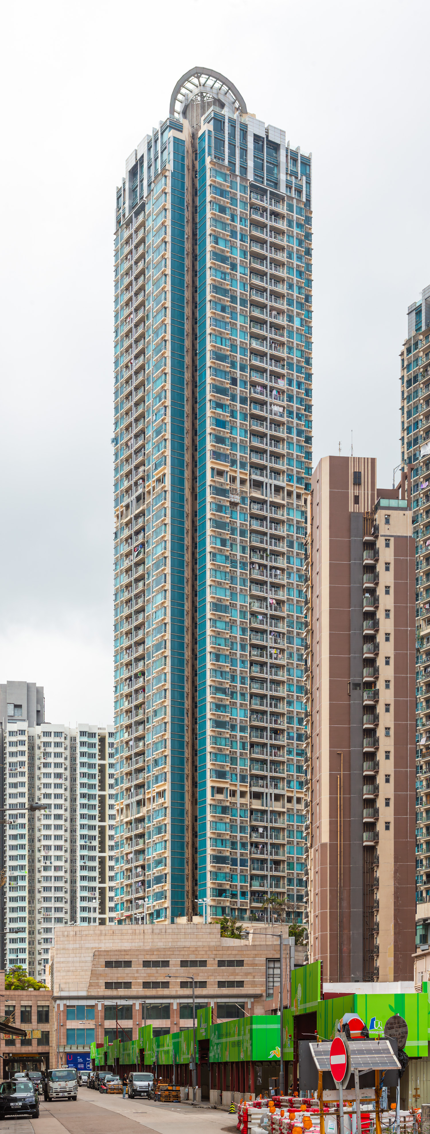 Billionnaire Royale - View from the south&nbsp;