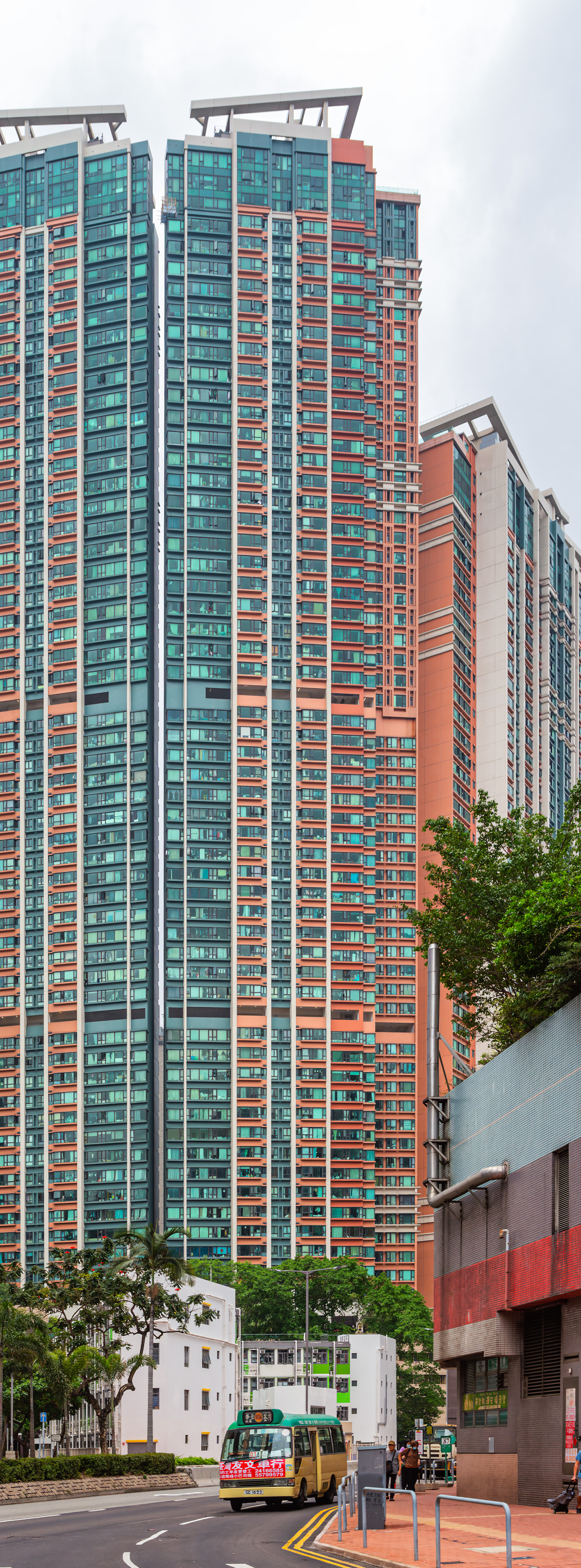Chelsea Court Tower West - View from the northeast&nbsp;