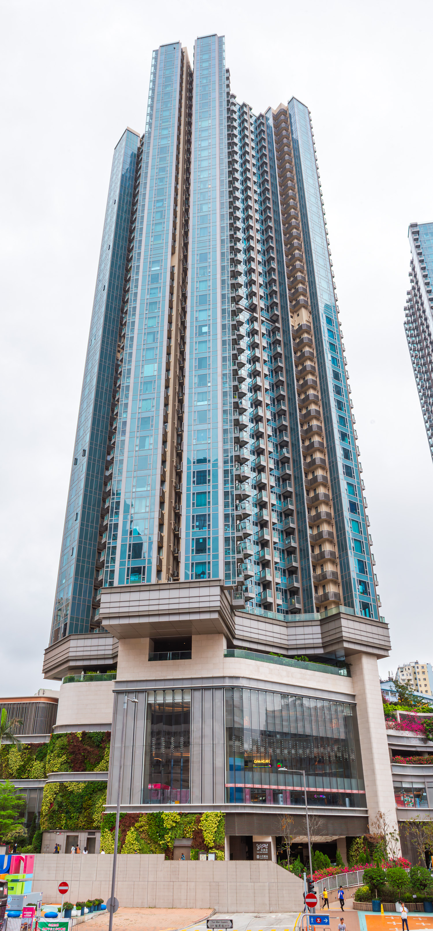 Grand Central Tower 5 - Looking up&nbsp;