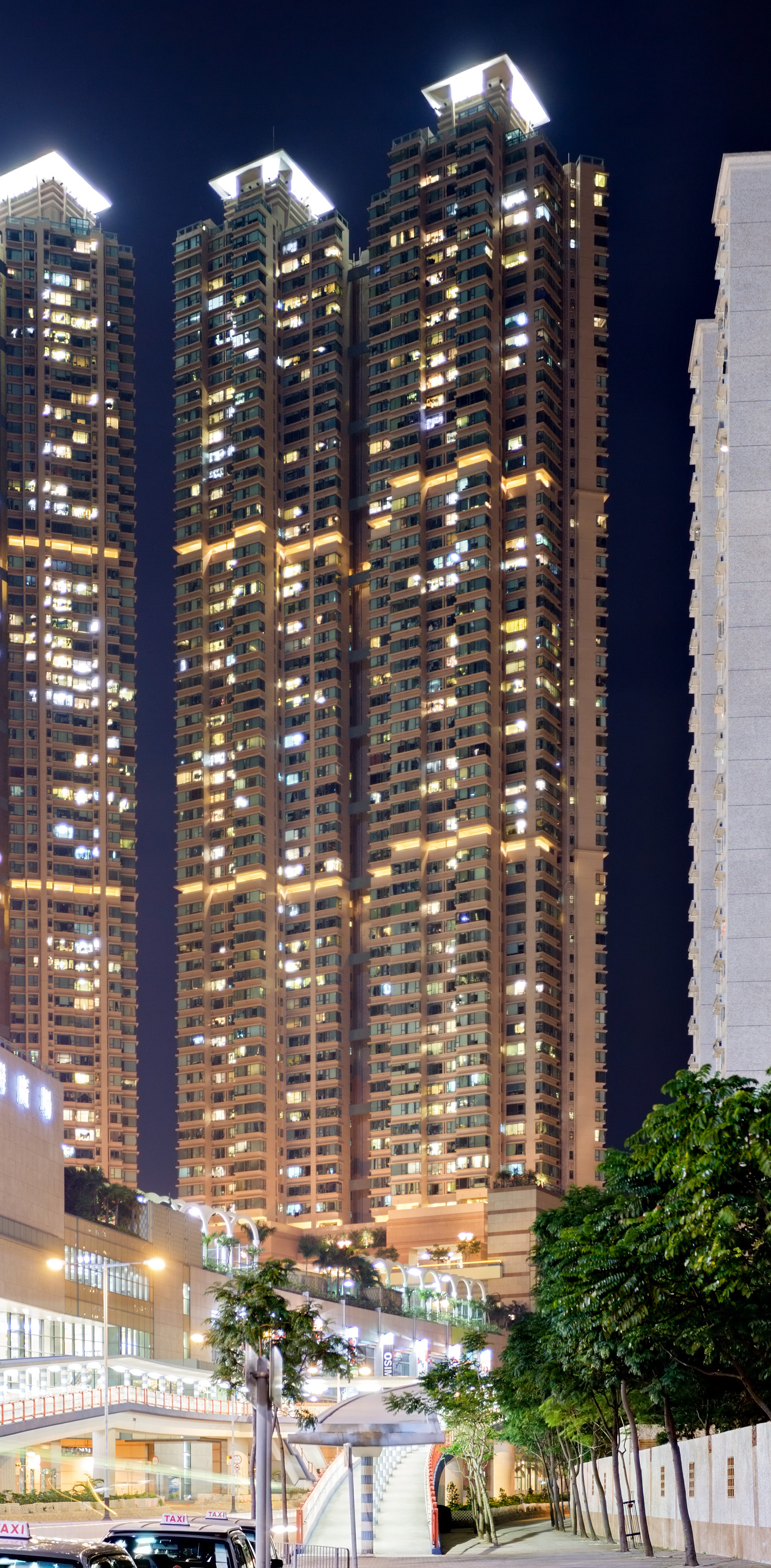 Island Resort Towers 3 & 5 - View from the west 