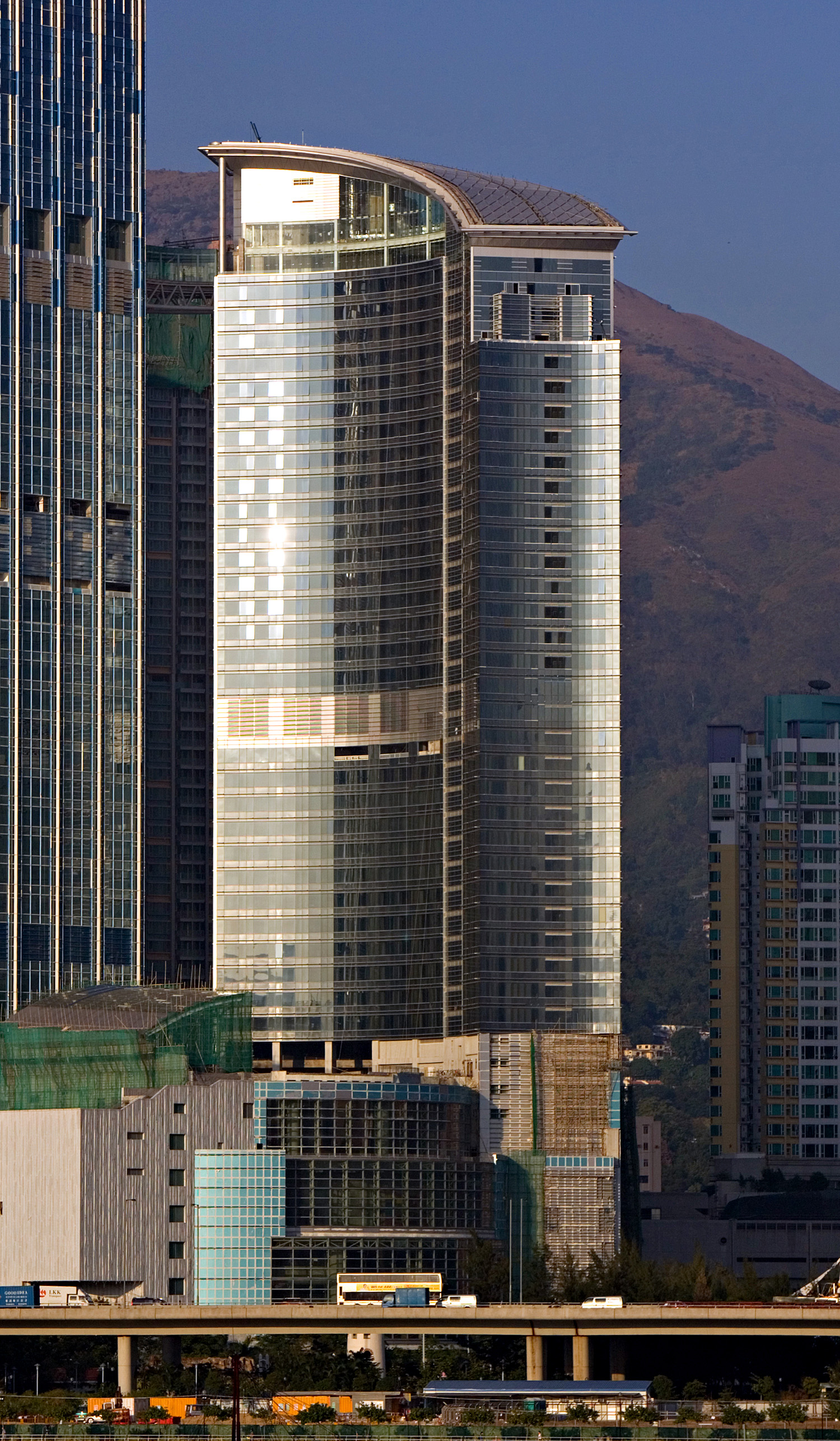LHotel Nina Tower - View from Tsing Yi 