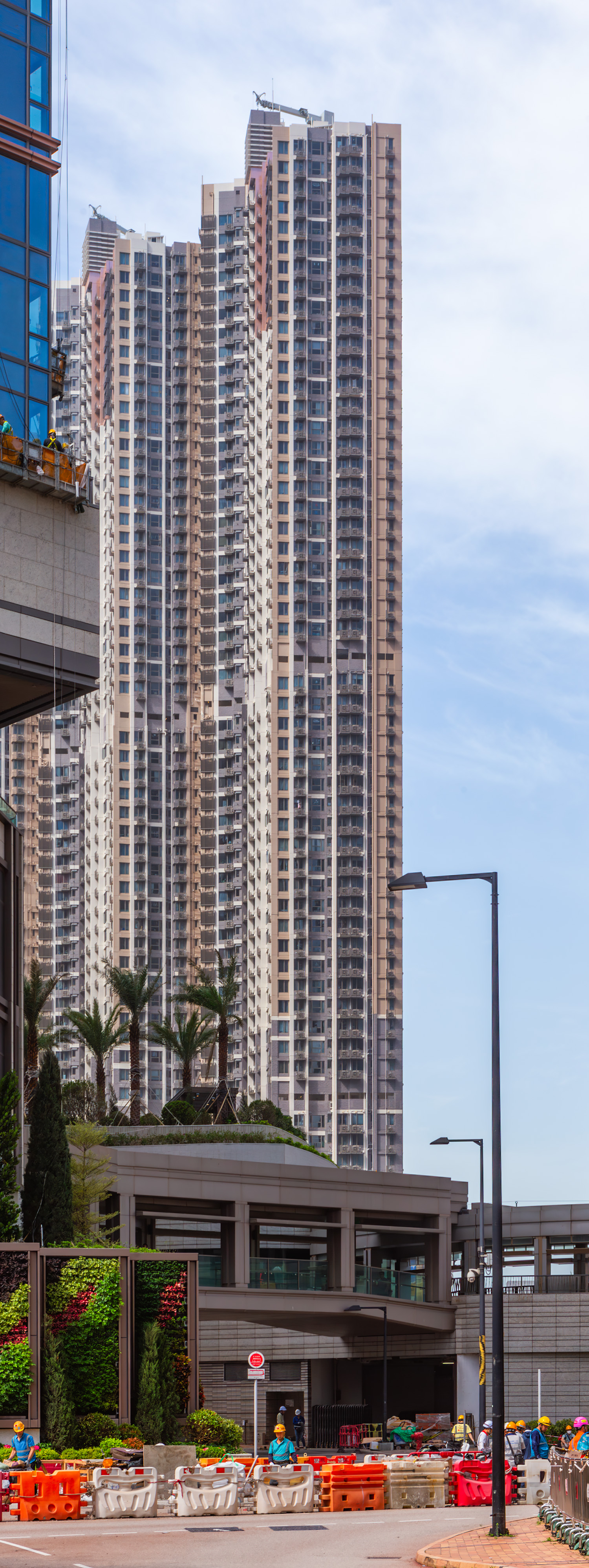 LOHAS Park Sea to Sky Tower 3 - View from the northeast&nbsp;