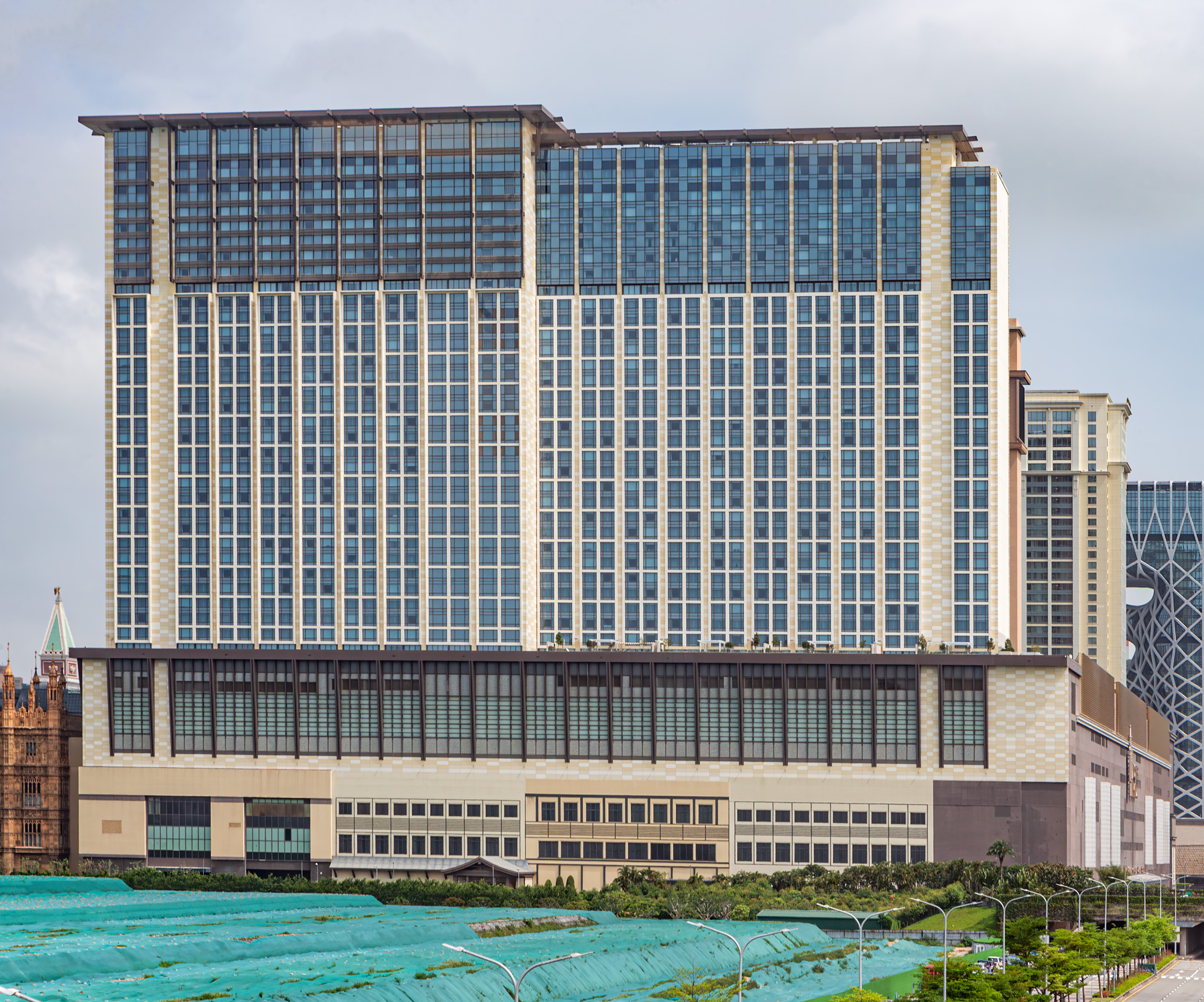 Holiday Inn Macau - View from a train&nbsp;