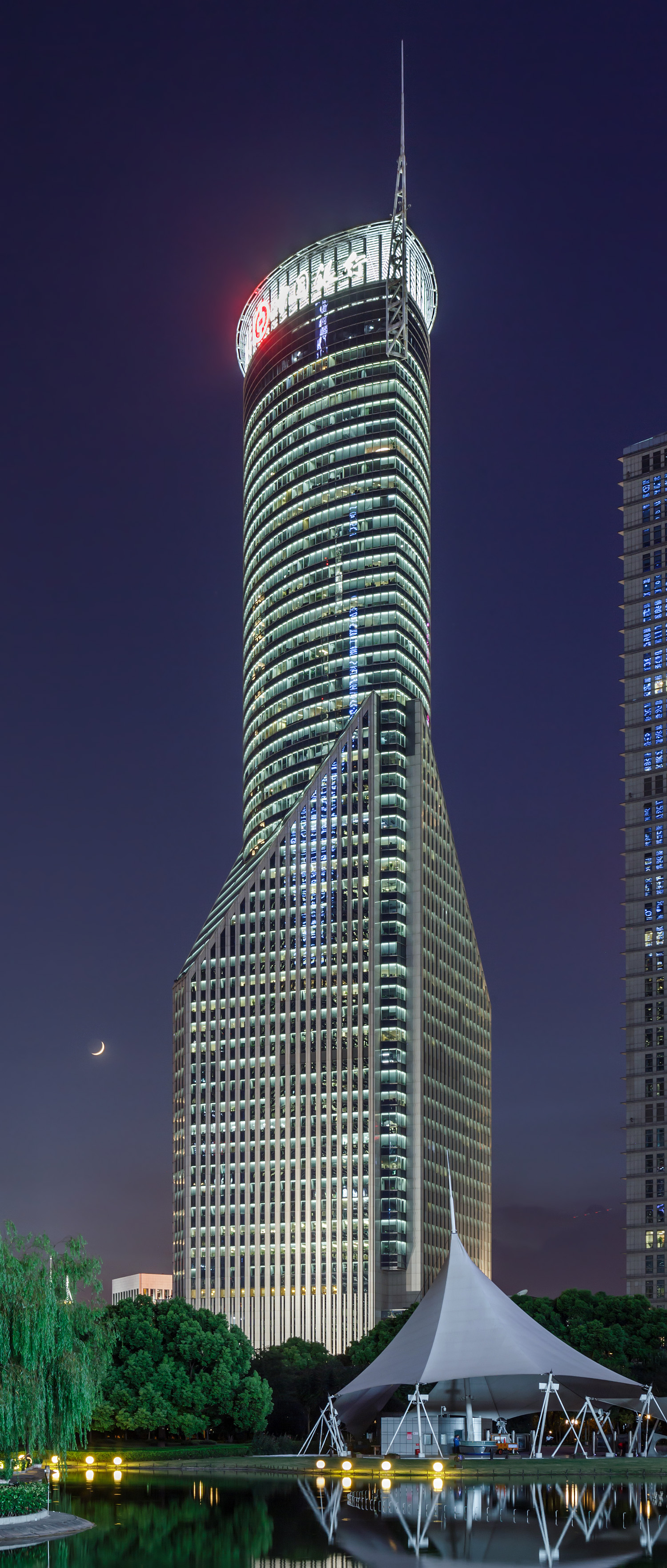 Bank of China Tower - View from the east 