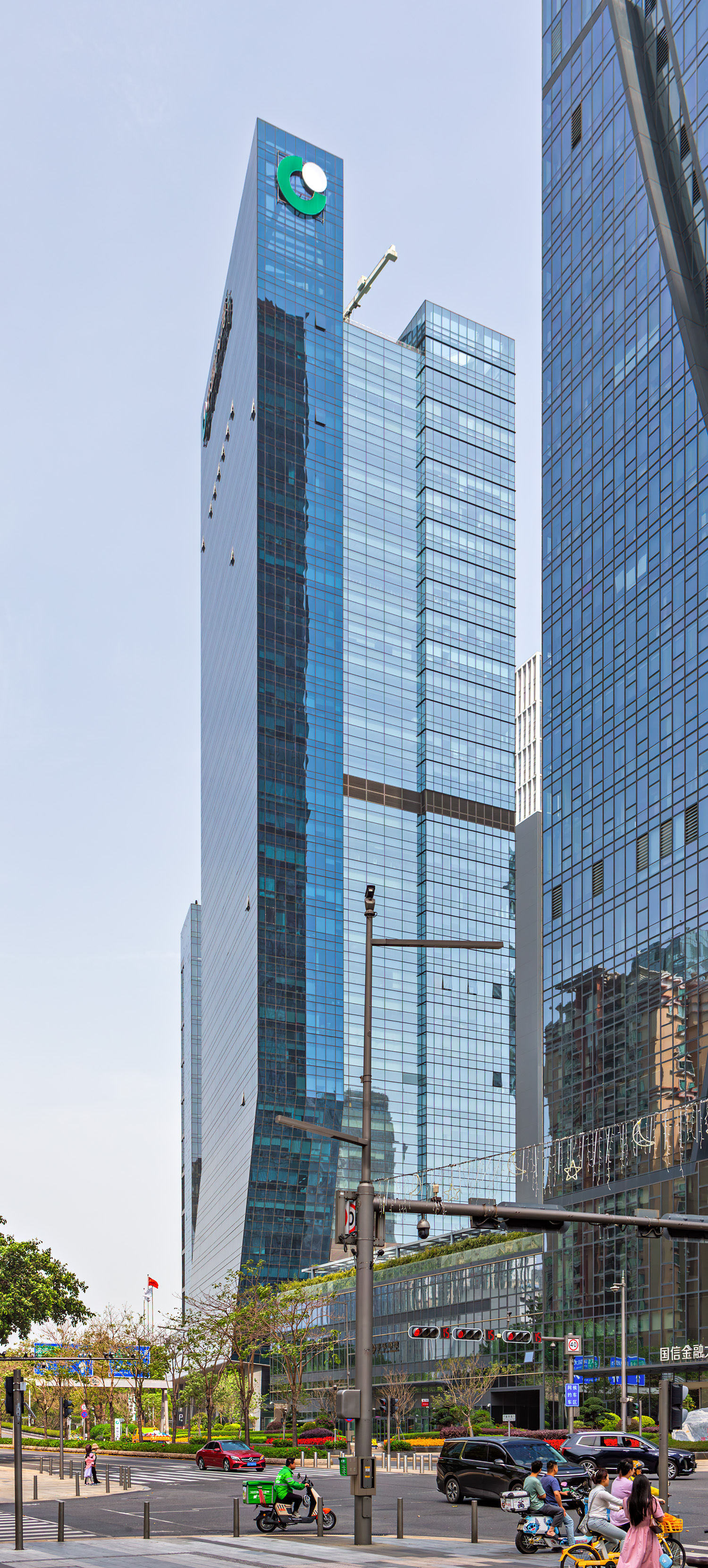 China Life Tower - View from the east&nbsp;