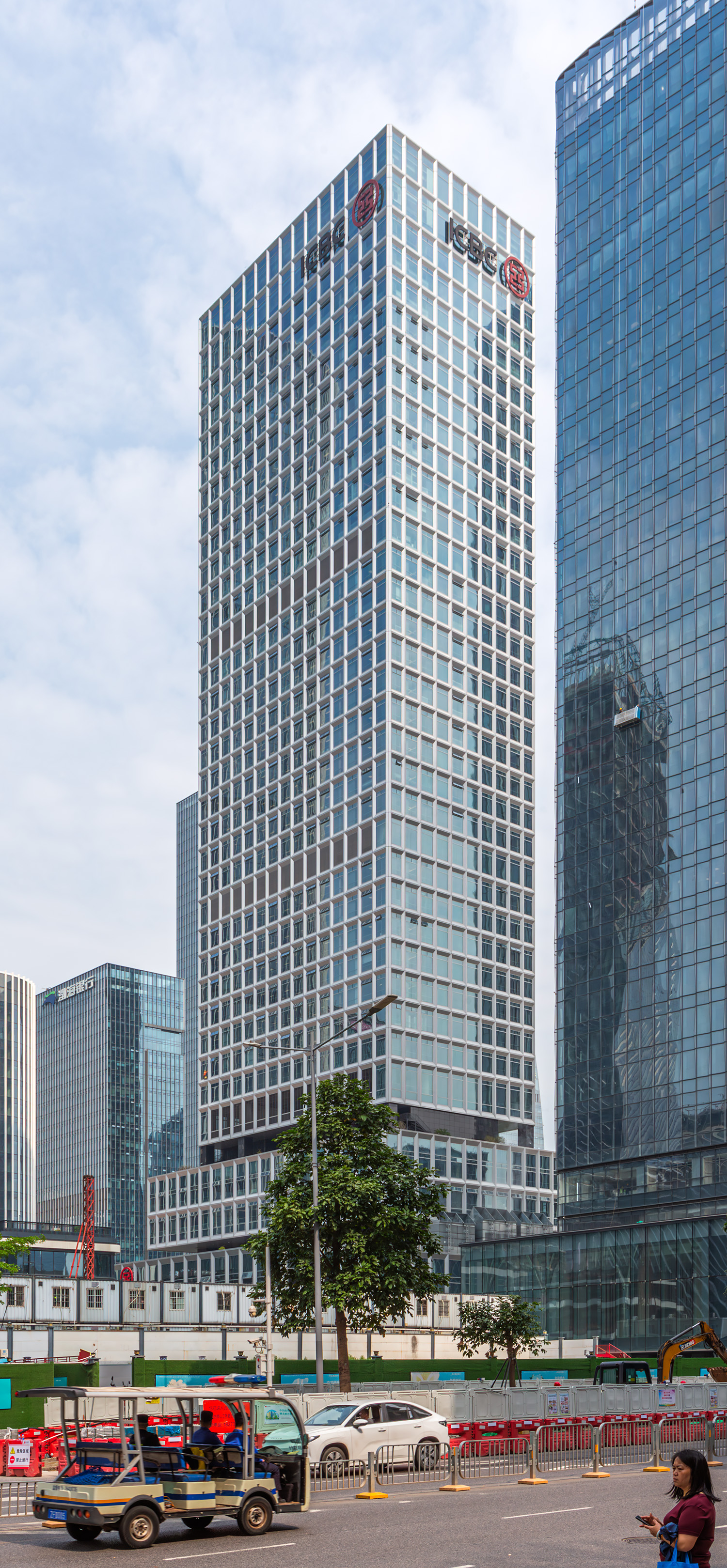 Houhai Industrial and Commercial Bank Building - View from the southeast 