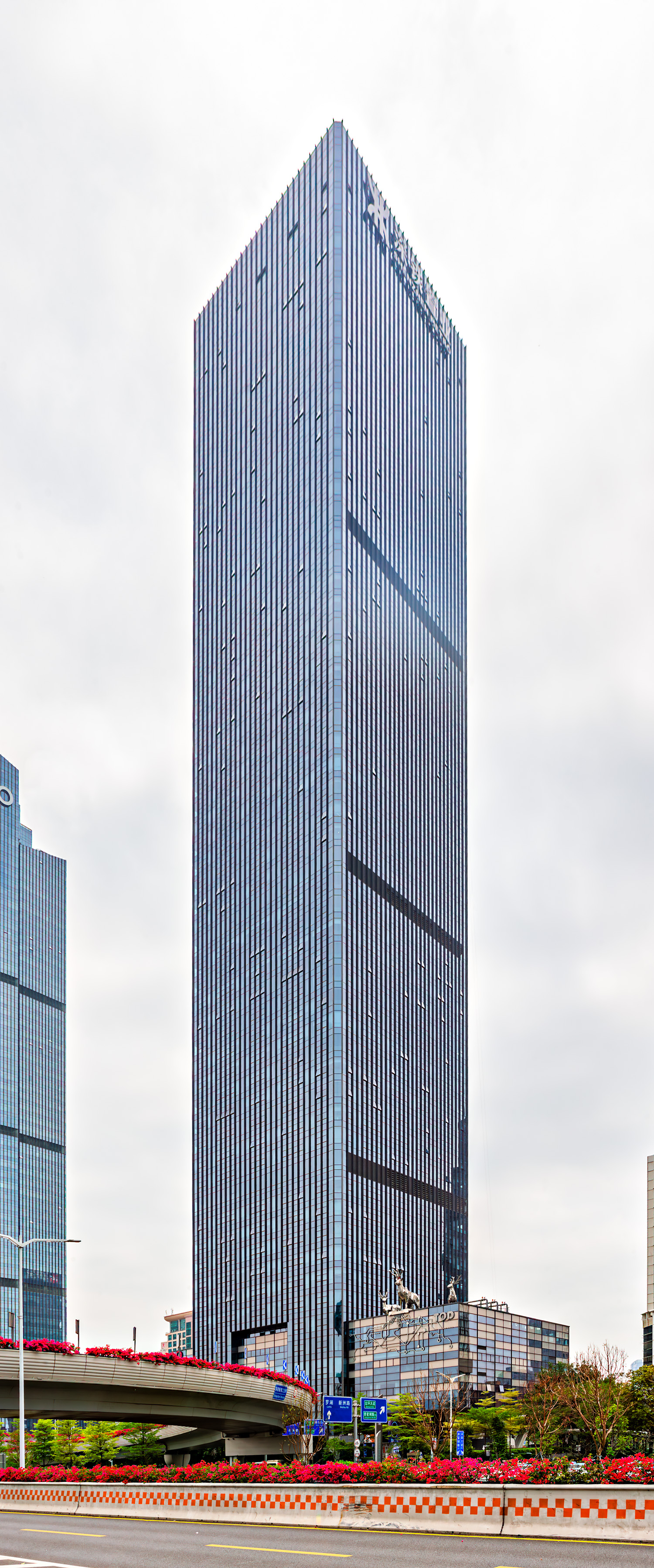Shenzhen Metro Che Kung Temple Hub - View from the northeast 