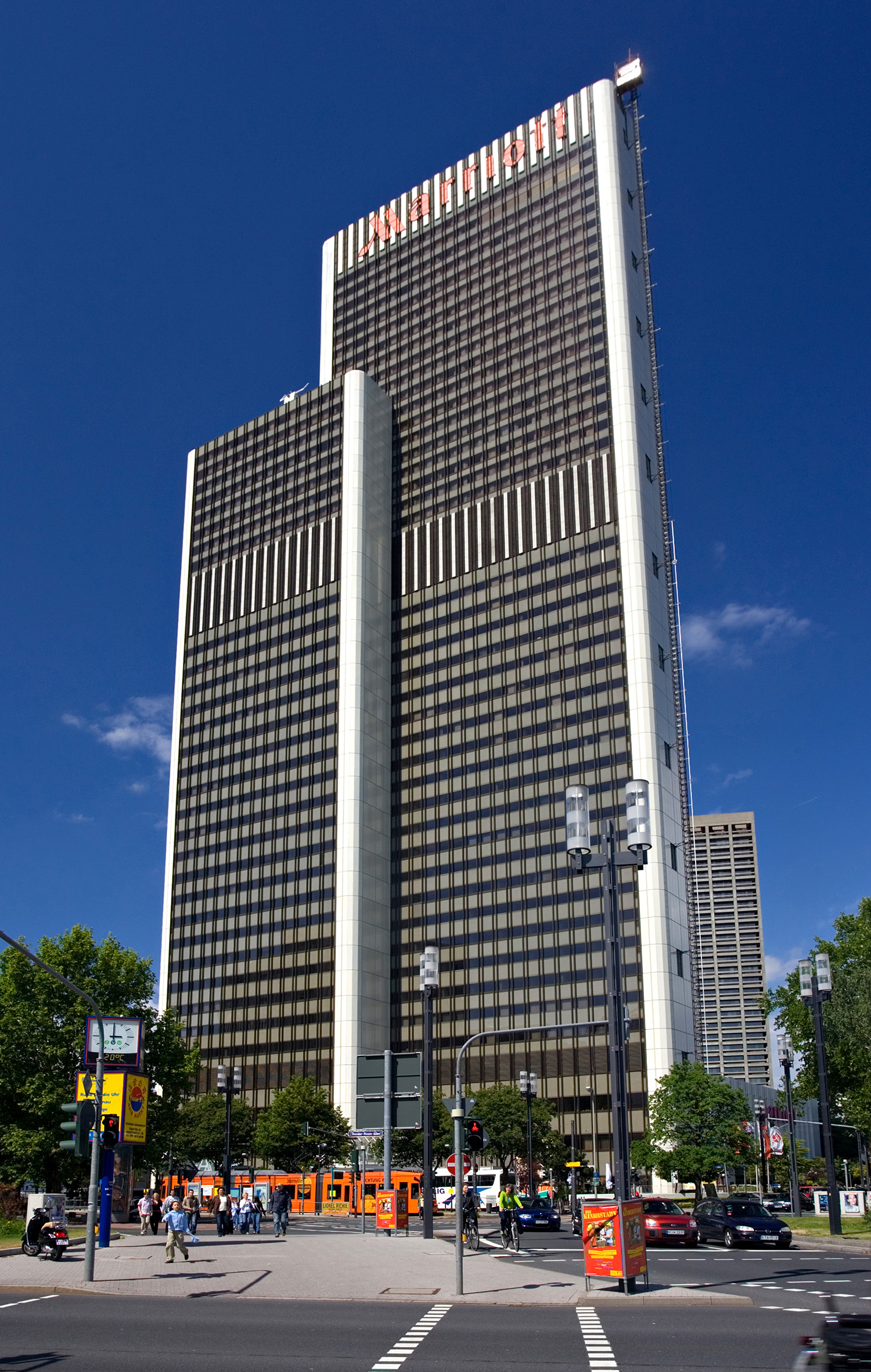 Westend Gate - View from the south 