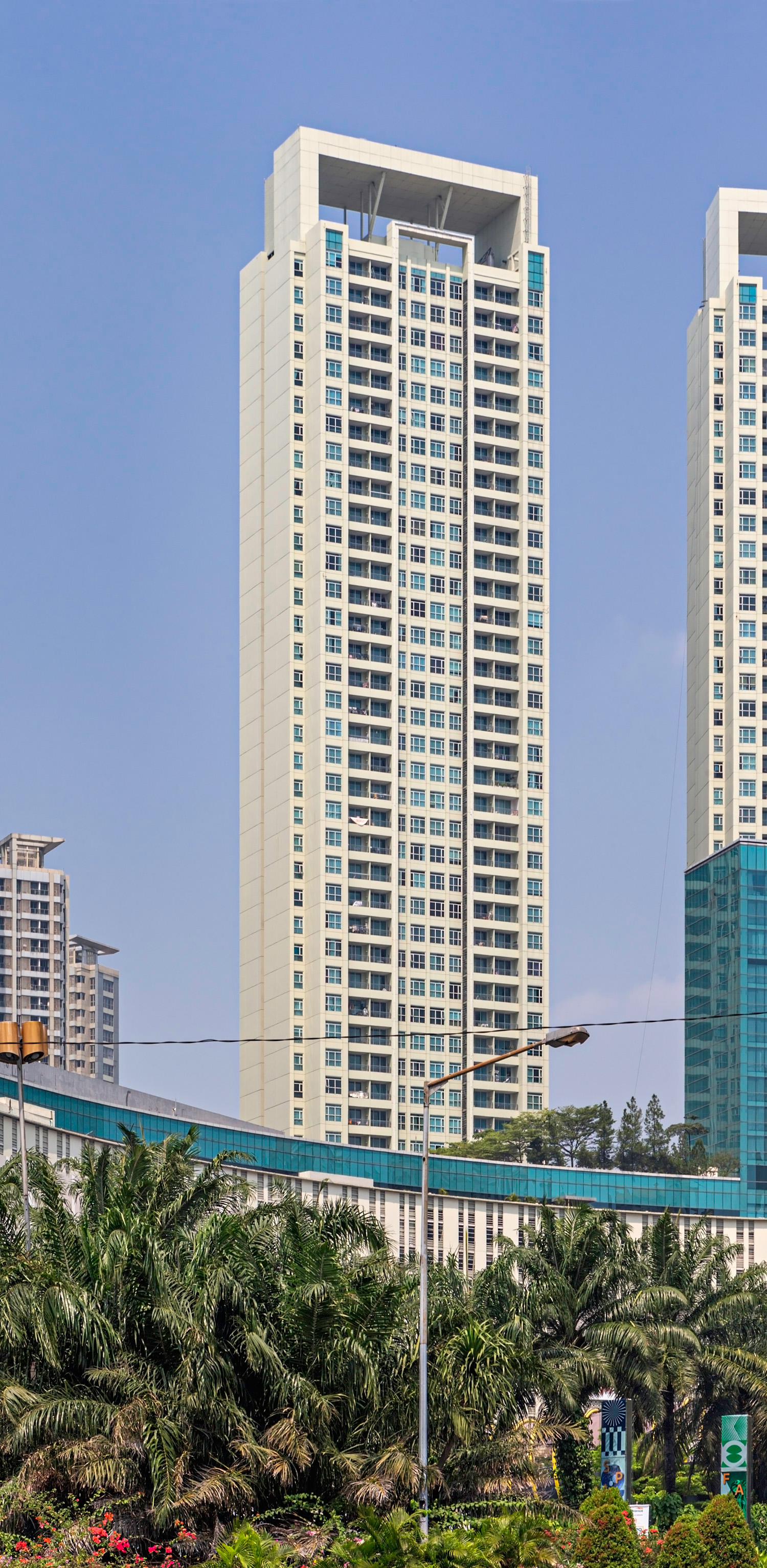 Central Park Residences Tower 1 - View from the northeast 