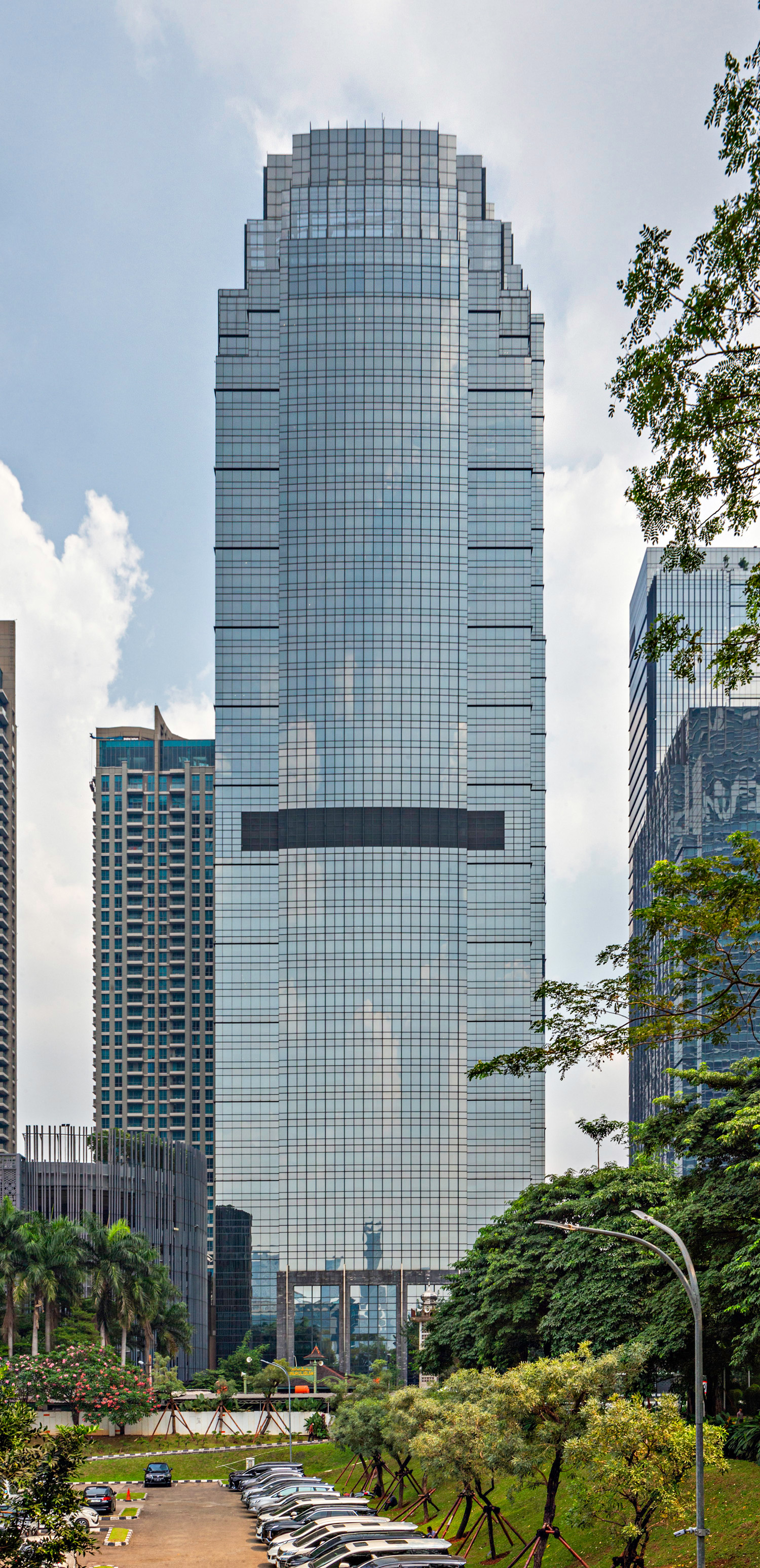 District 8 Office Tower 2 - View from the east 