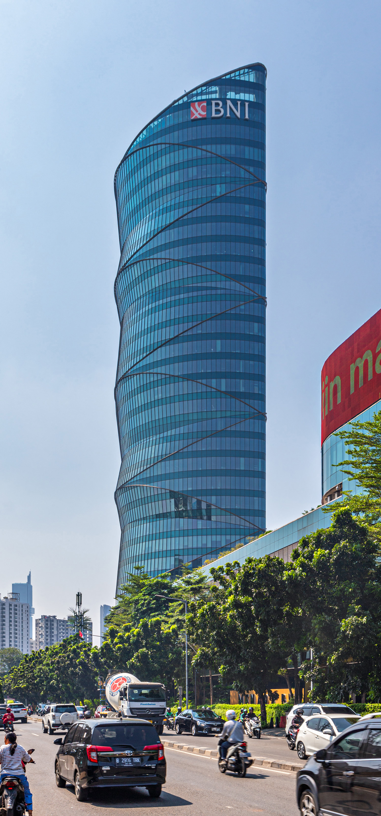 Menara BNI Pejompongan - View from the west 