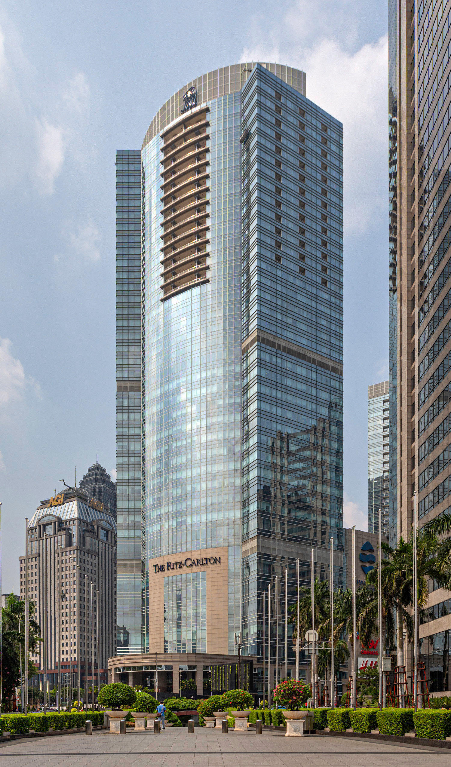 One Pacific Place - View from the north 
