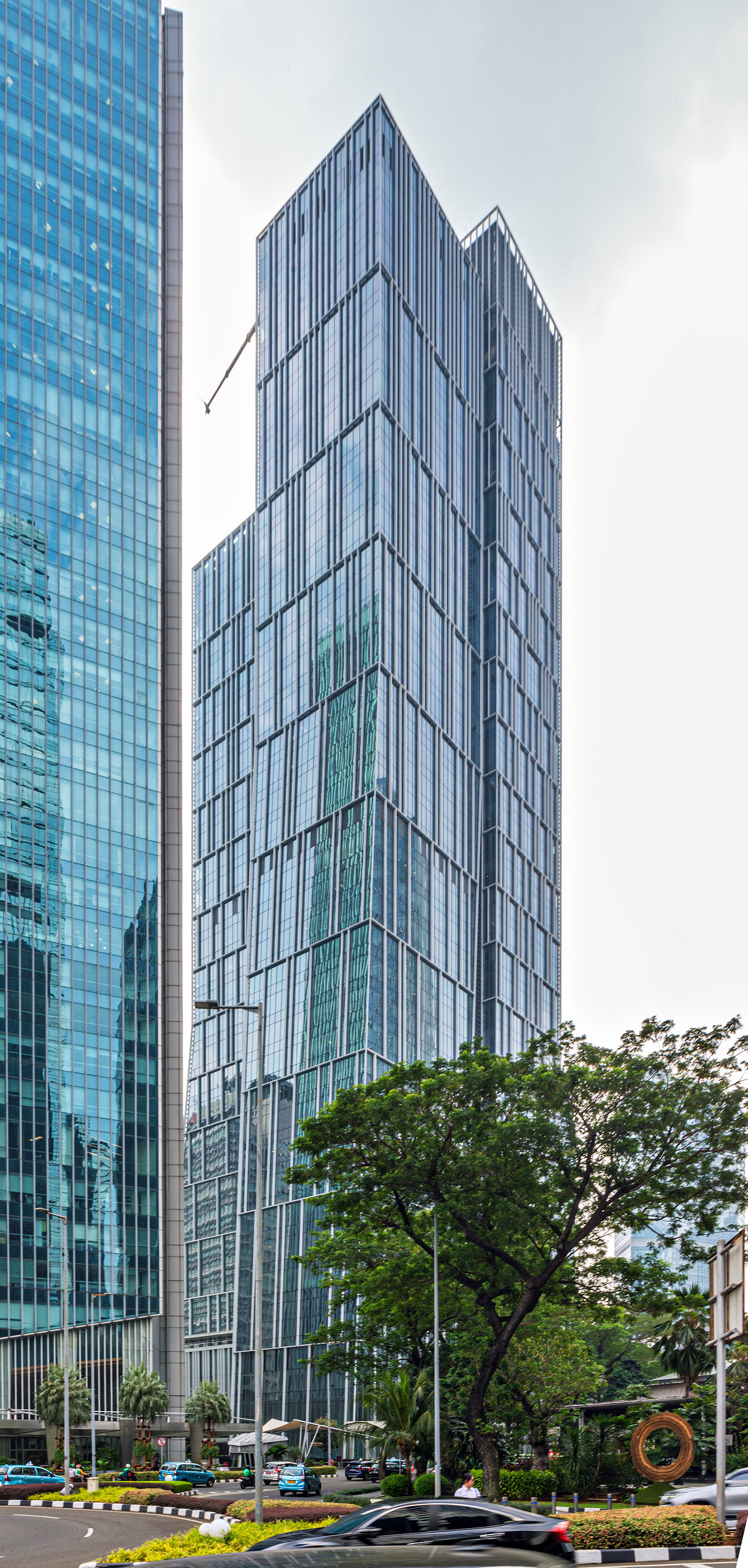 Sequis Tower - View from the south 