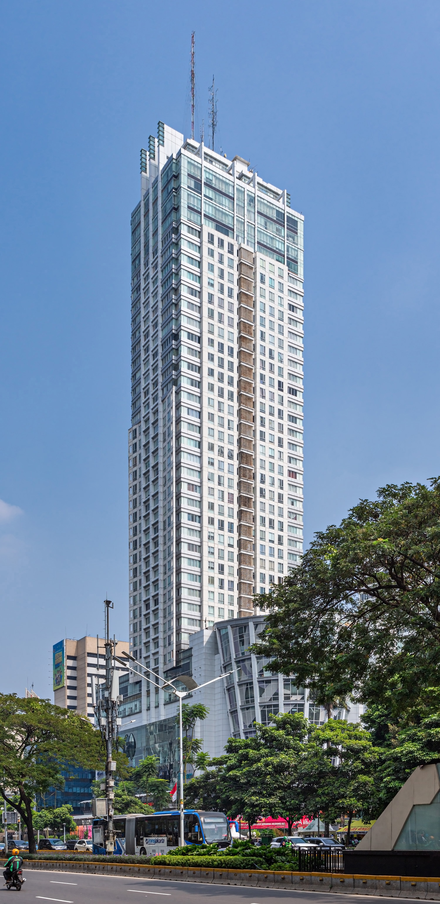The Pinnacle - View from the east 