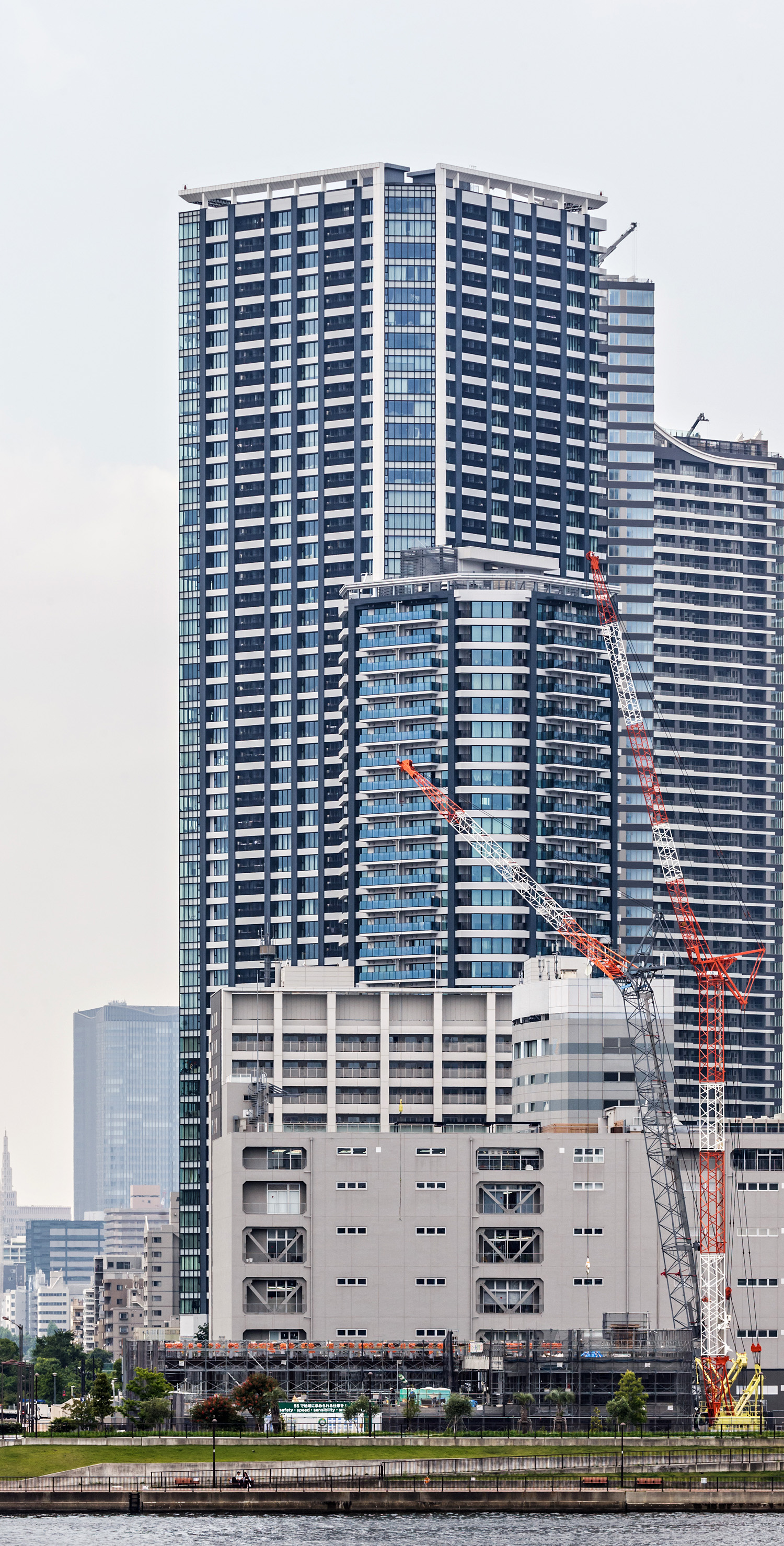 A3 Tower 3 Harumi - View from the southeast 