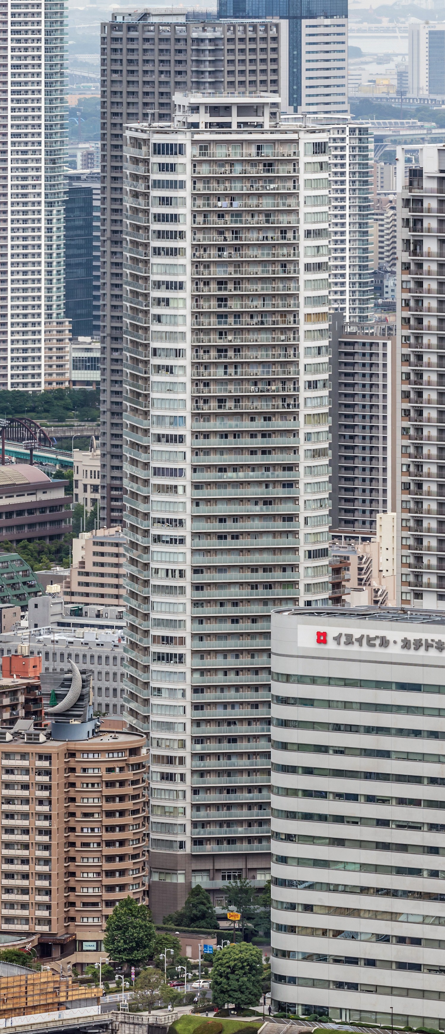 Apartment Tower Kachidoki - View from Caretta Shiodome 