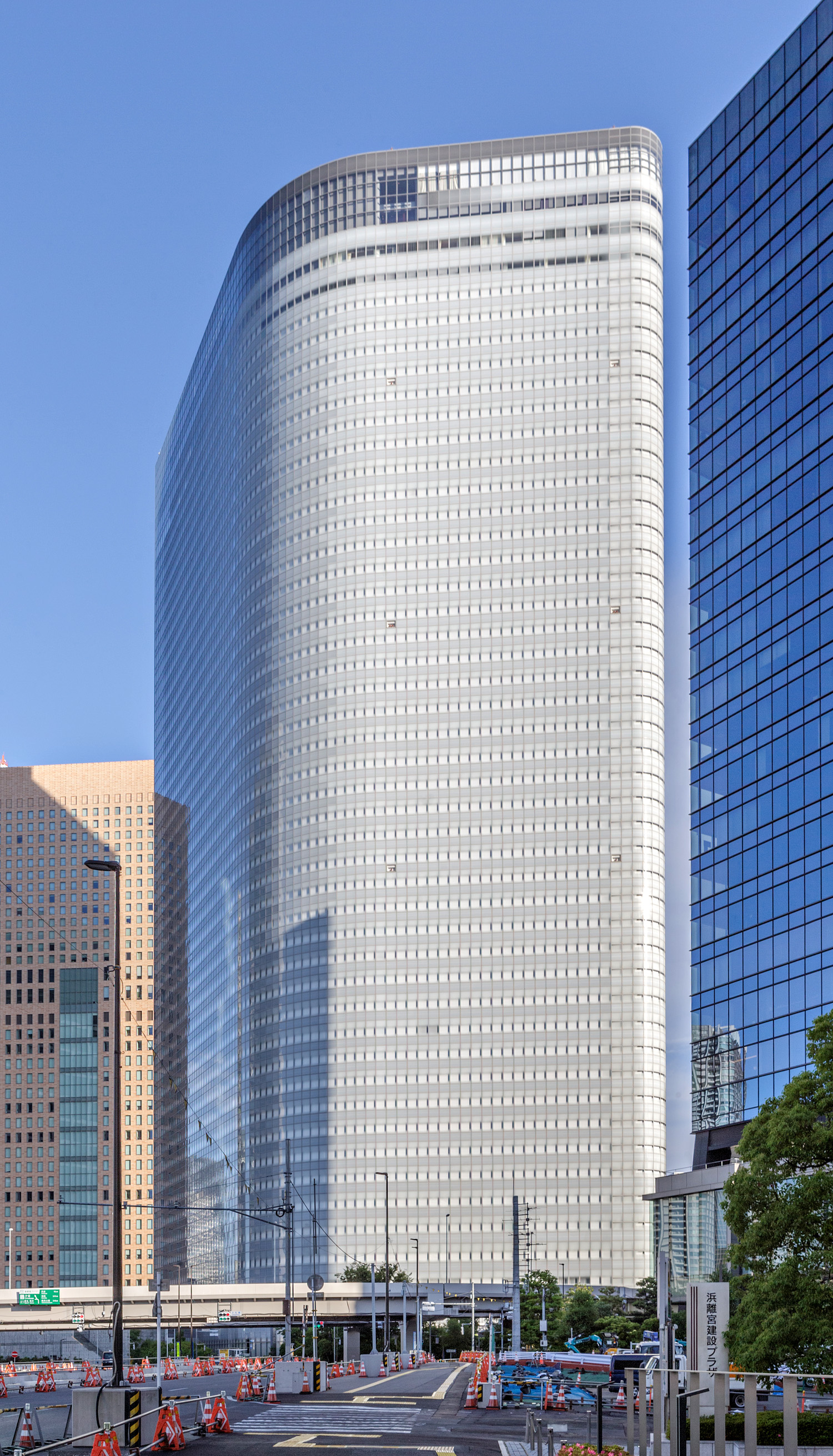 Dentsu Headquarters Building - View from the southeast 