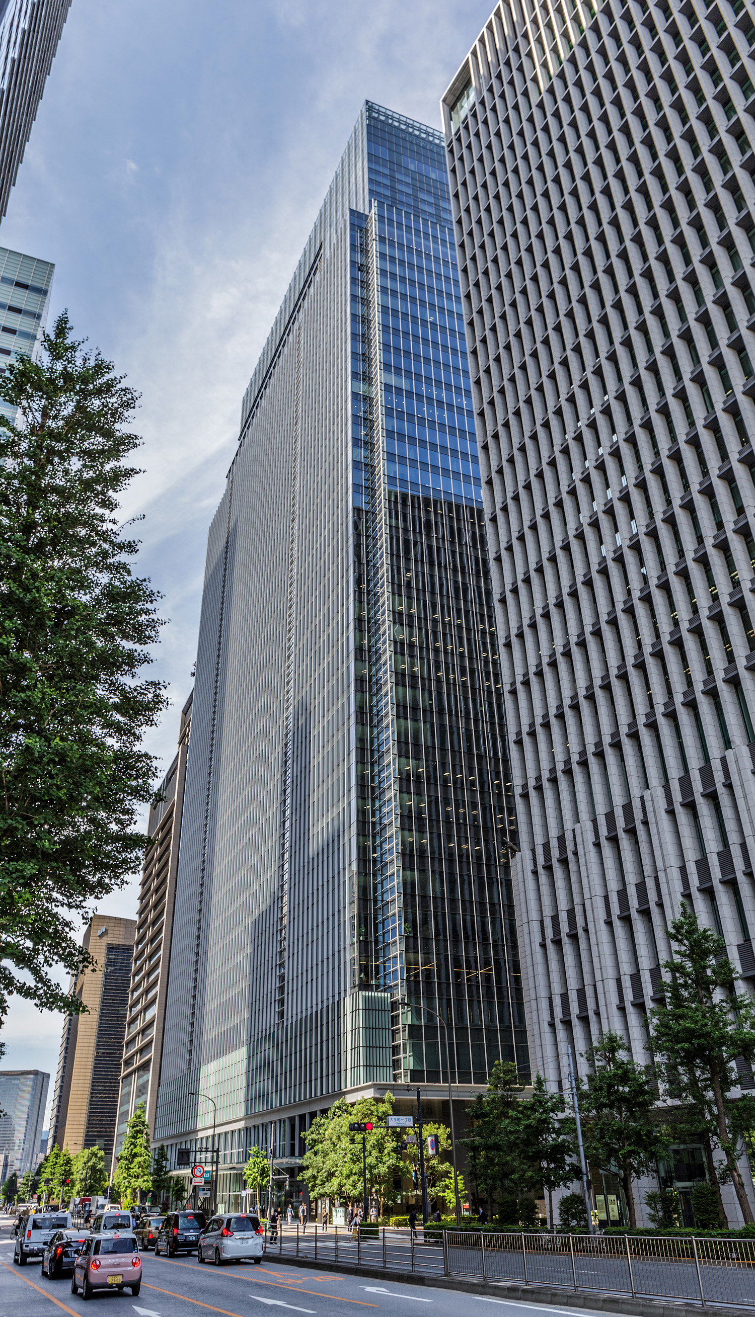 Otemachi One Tower - View from the northeast 