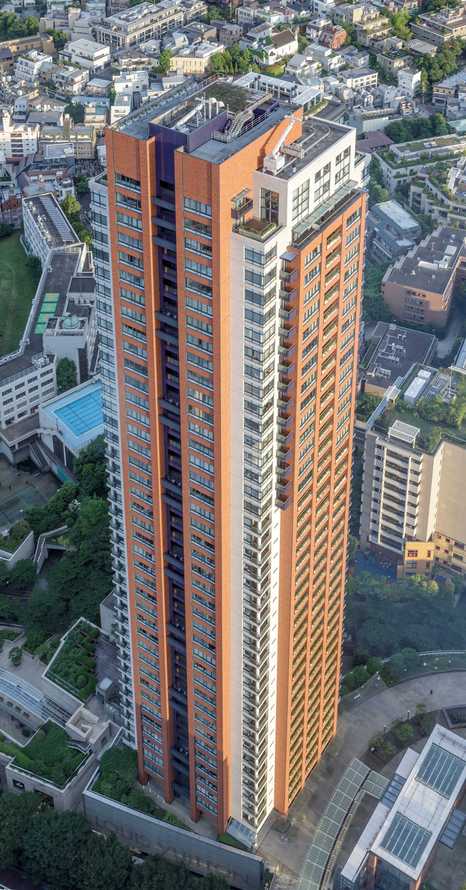 Roppongi Hills Residential Building C - View from Roppongi Hills Mori Tower 