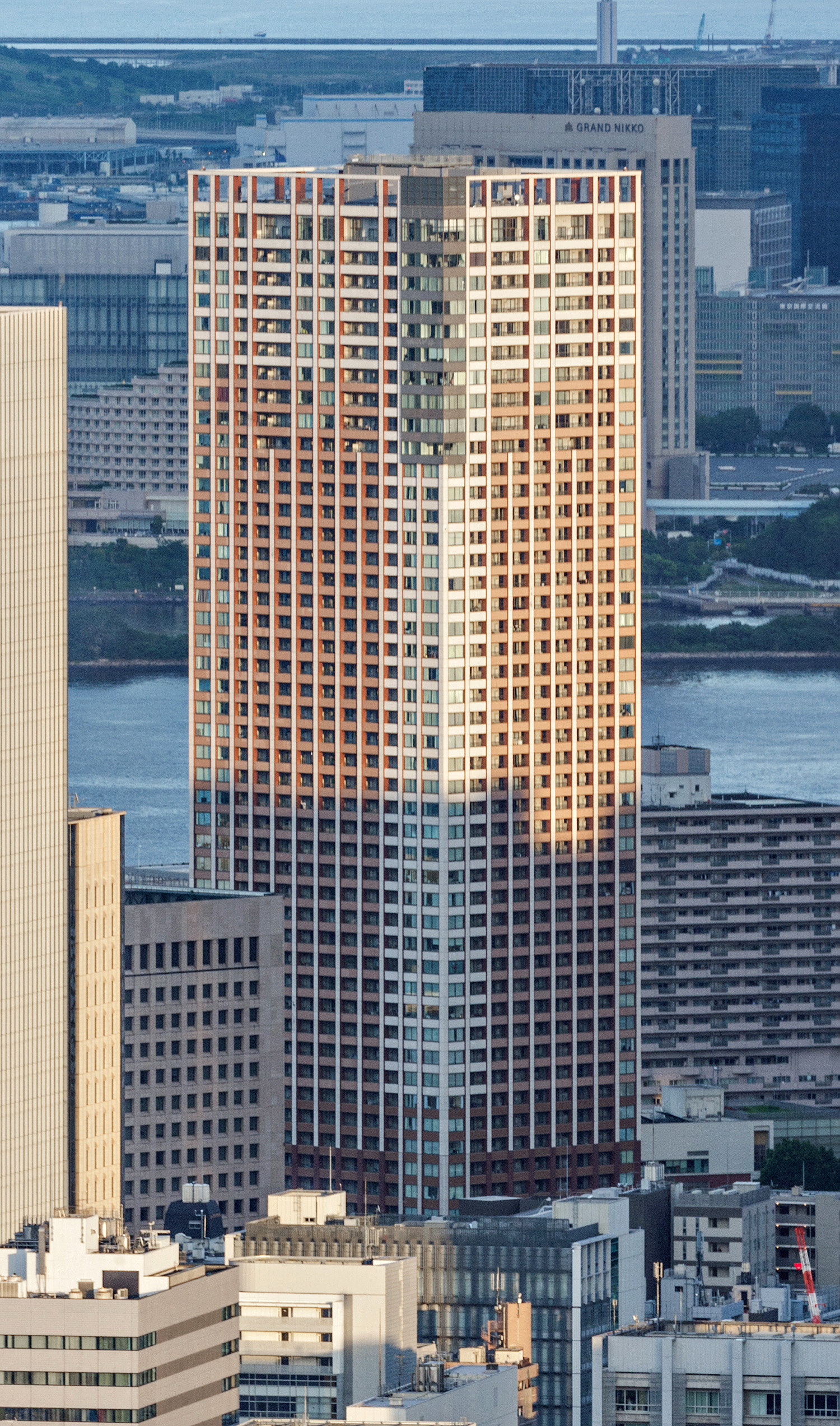 Shibaura Island Air Tower - View from Tokyo Tower 
