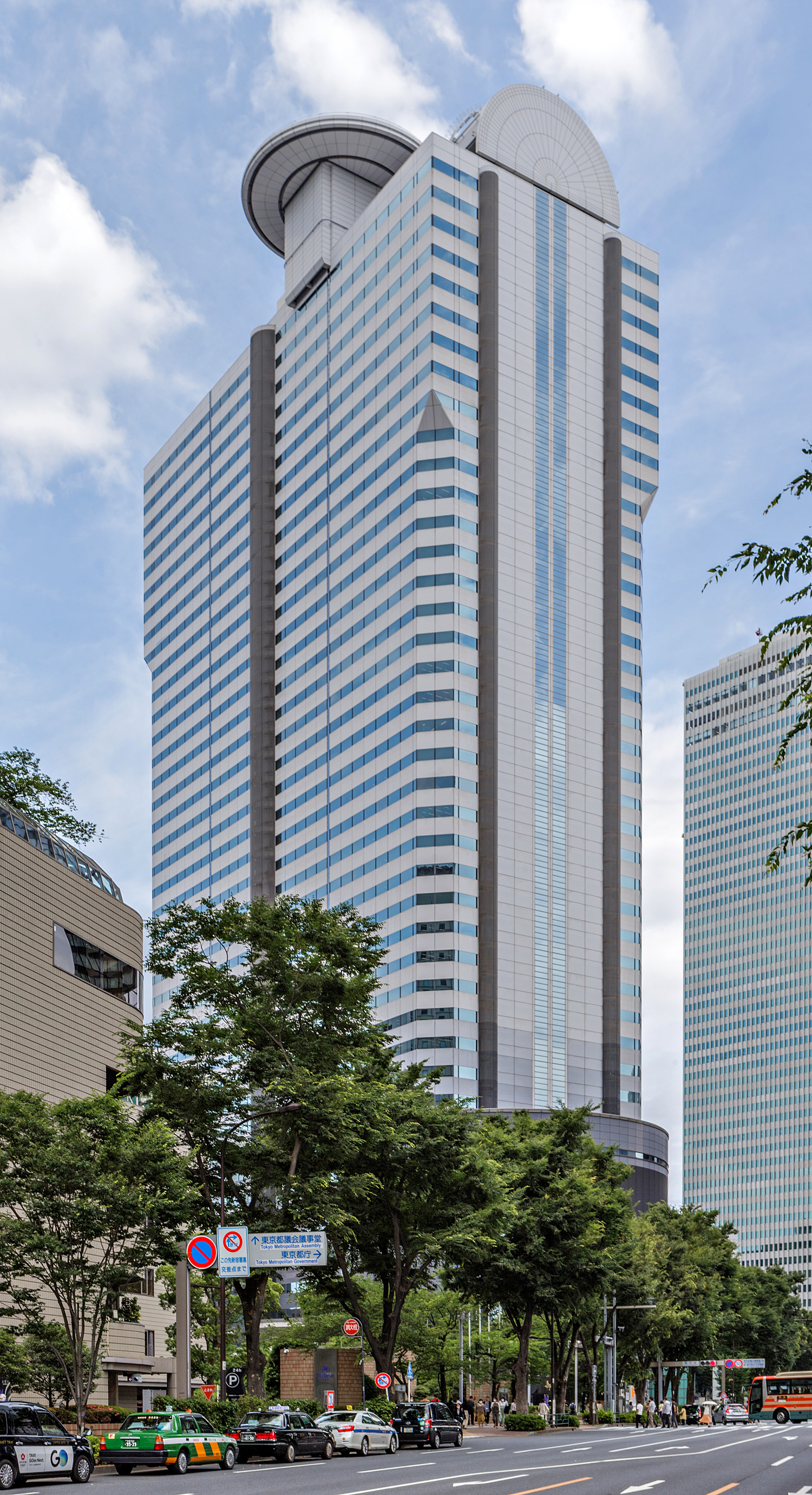 Shinjuku I-Land Tower - View from the southwest 