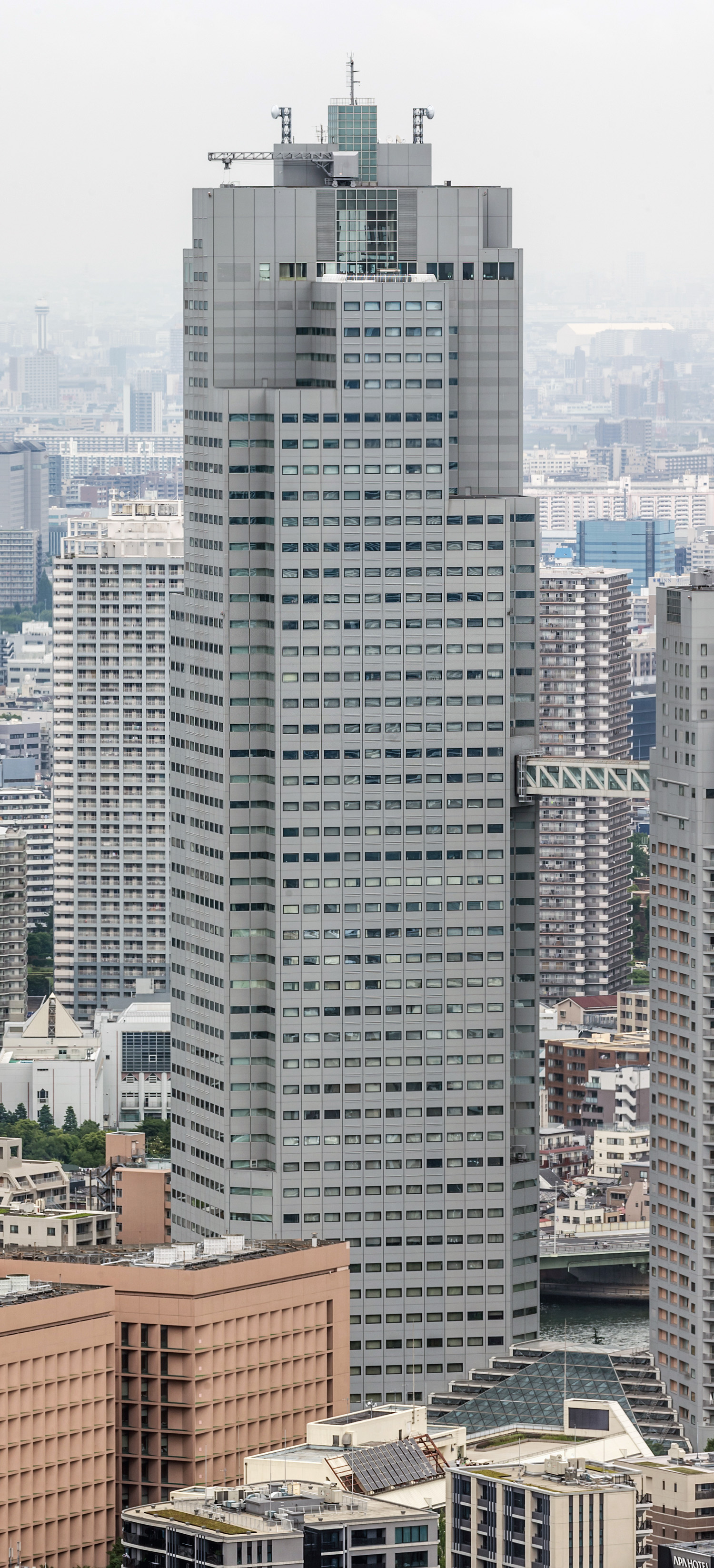 St. Lukes Tower - View from Caretta Shiodome 