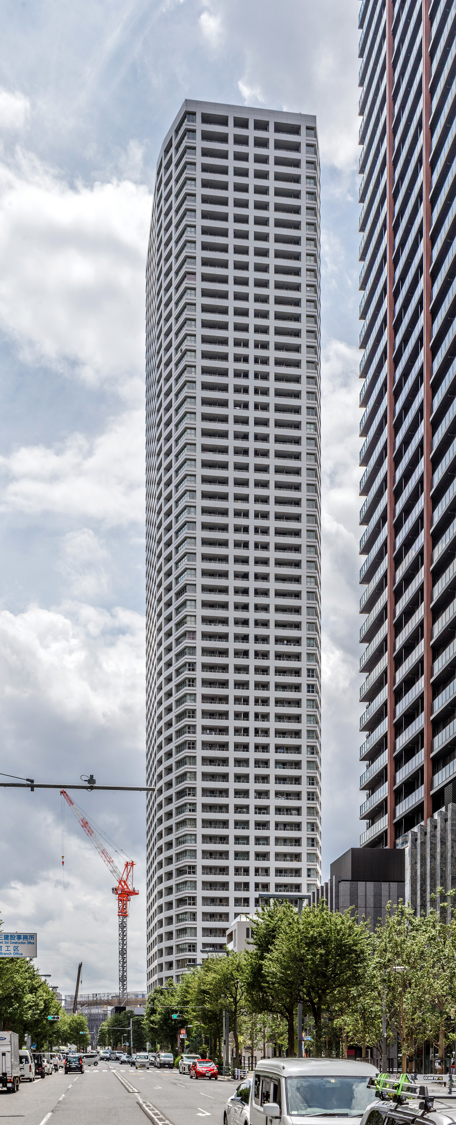 The Parkhouse Nishi Shinjuku Tower 60 - View from the northeast 