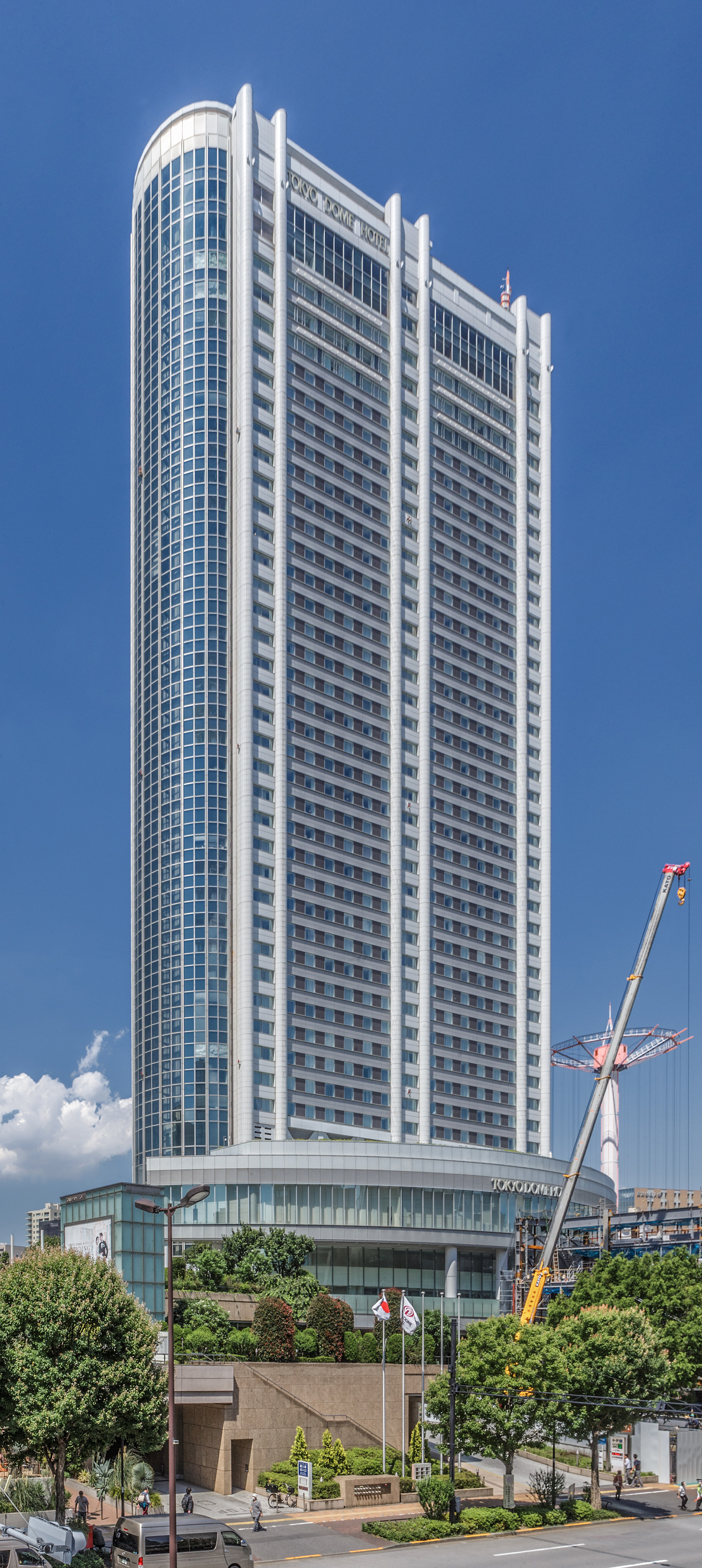 Tokyo Dome Hotel - View from the southwest 