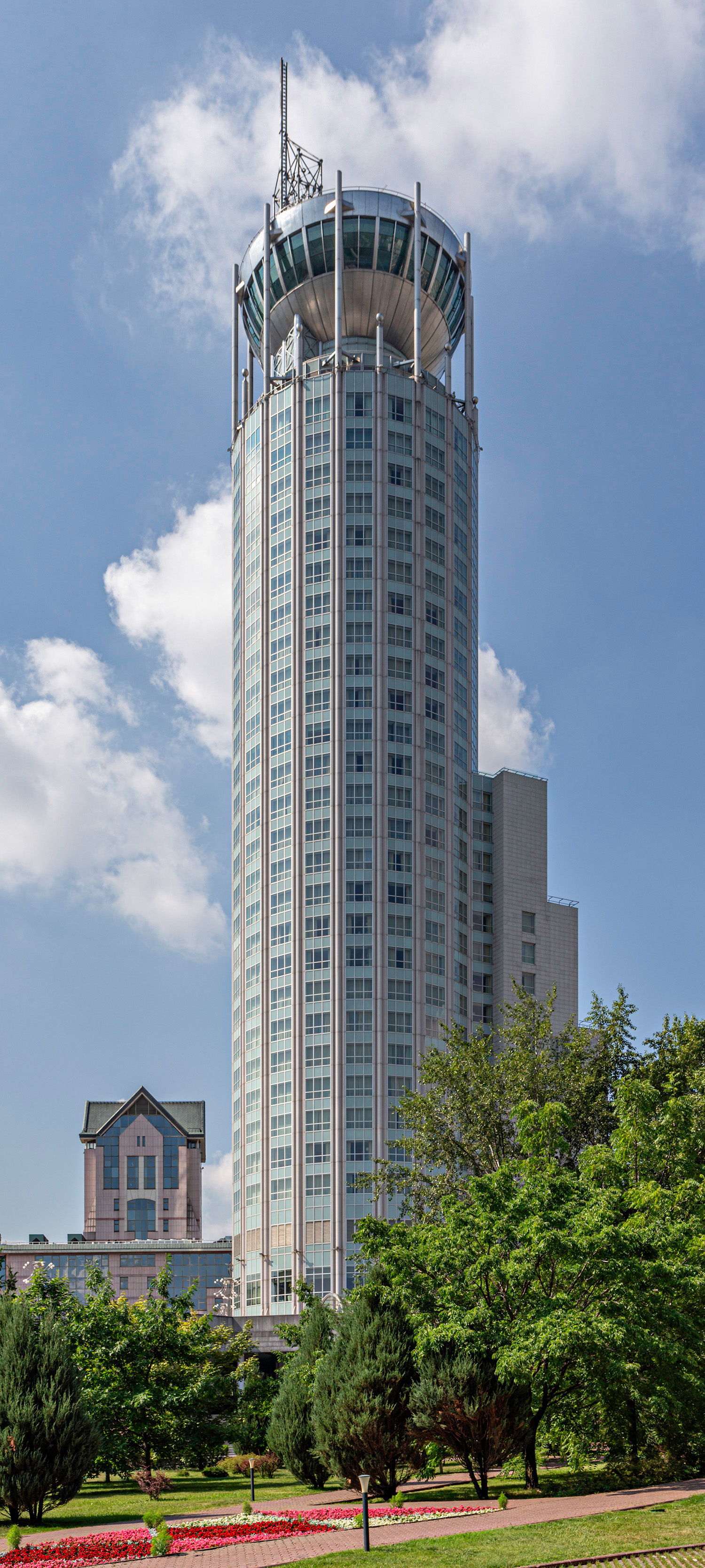 Swissotel Krasnye Holmy - View from the northeast 