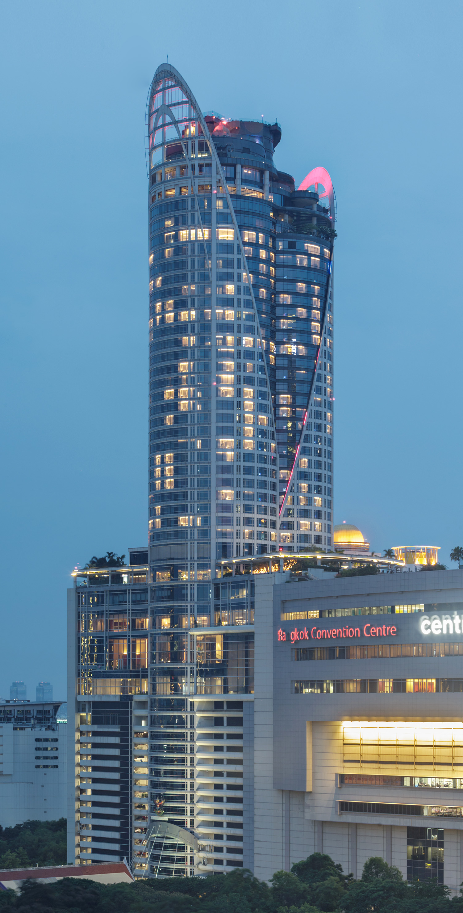 Centara Grand - View from Novotel Bangkok on Siam Square 