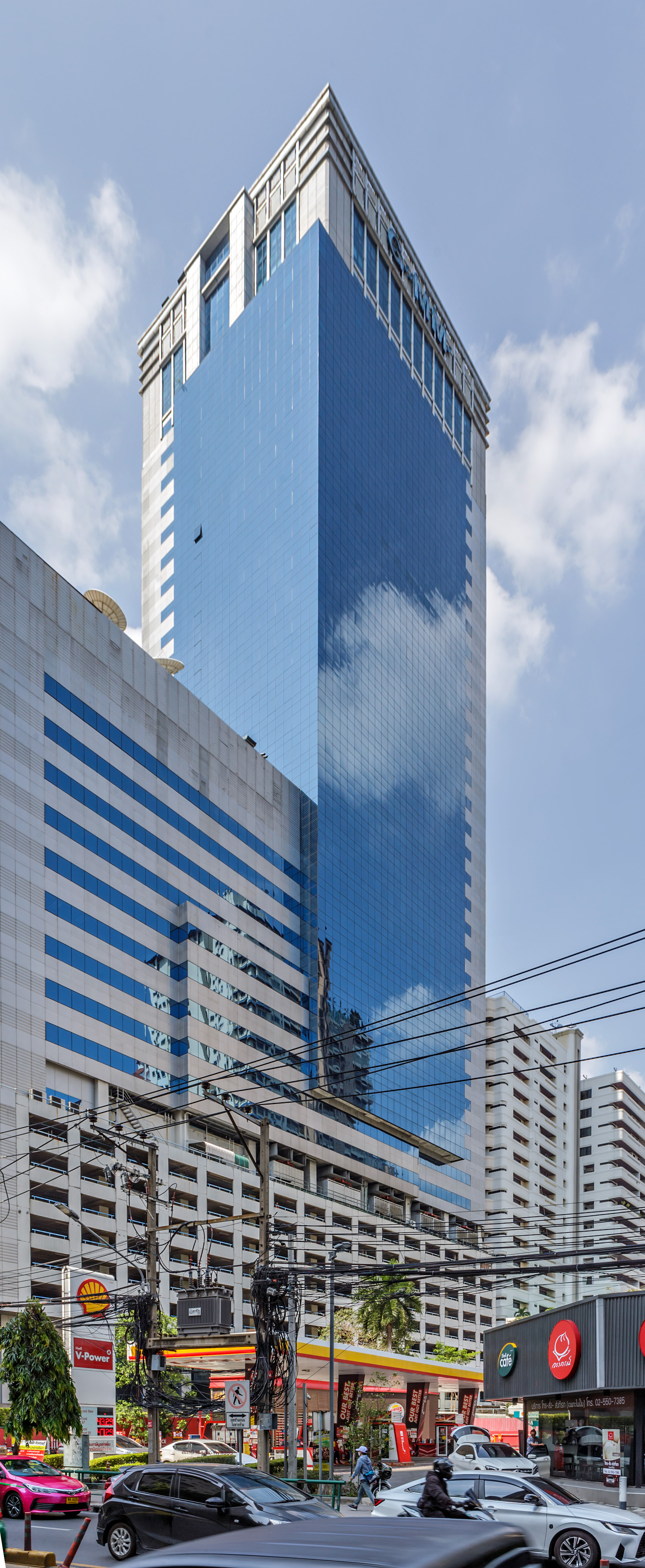GMM Grammy Place - View from Asok Montri Road 