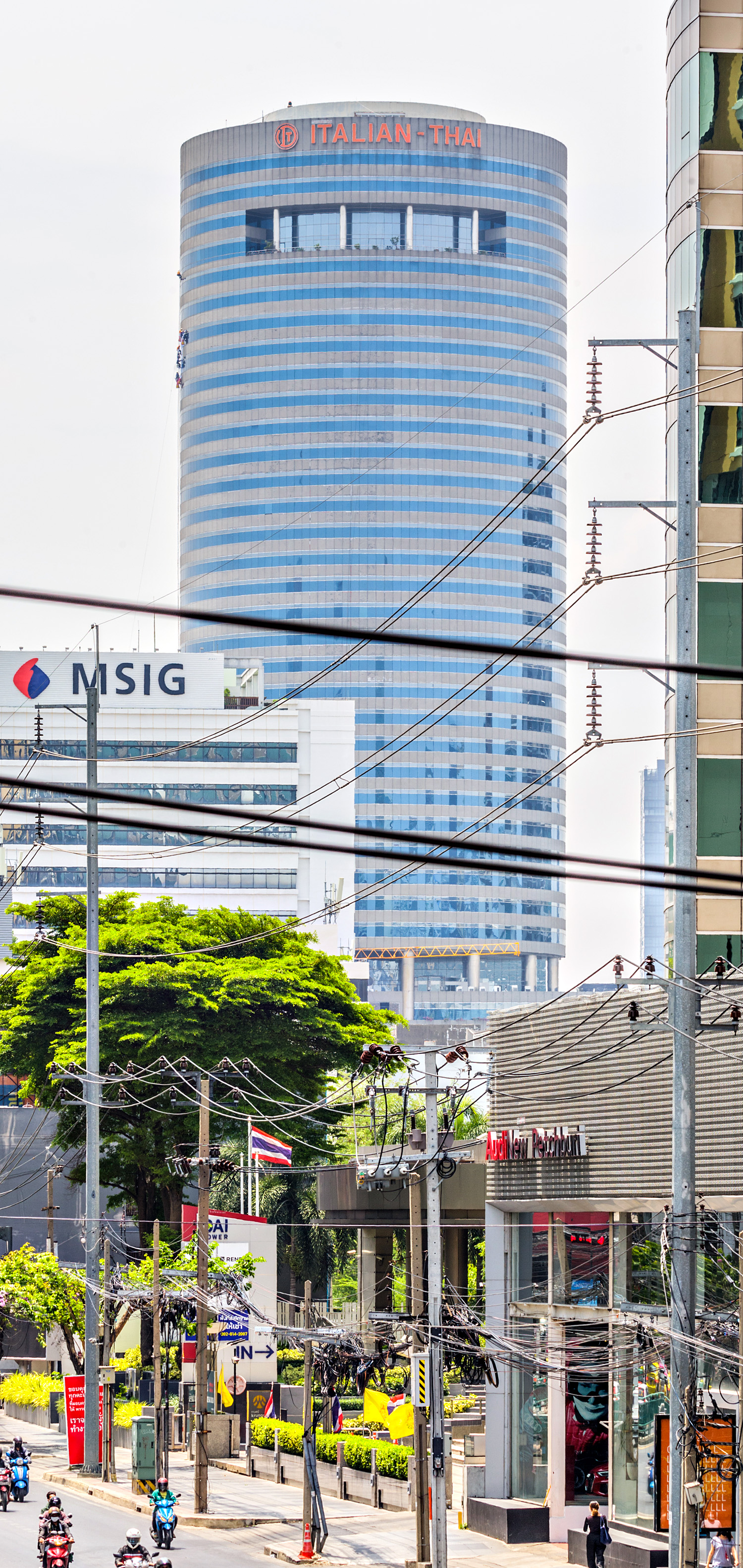 Italthai Tower - View from Phetchaburi Road 