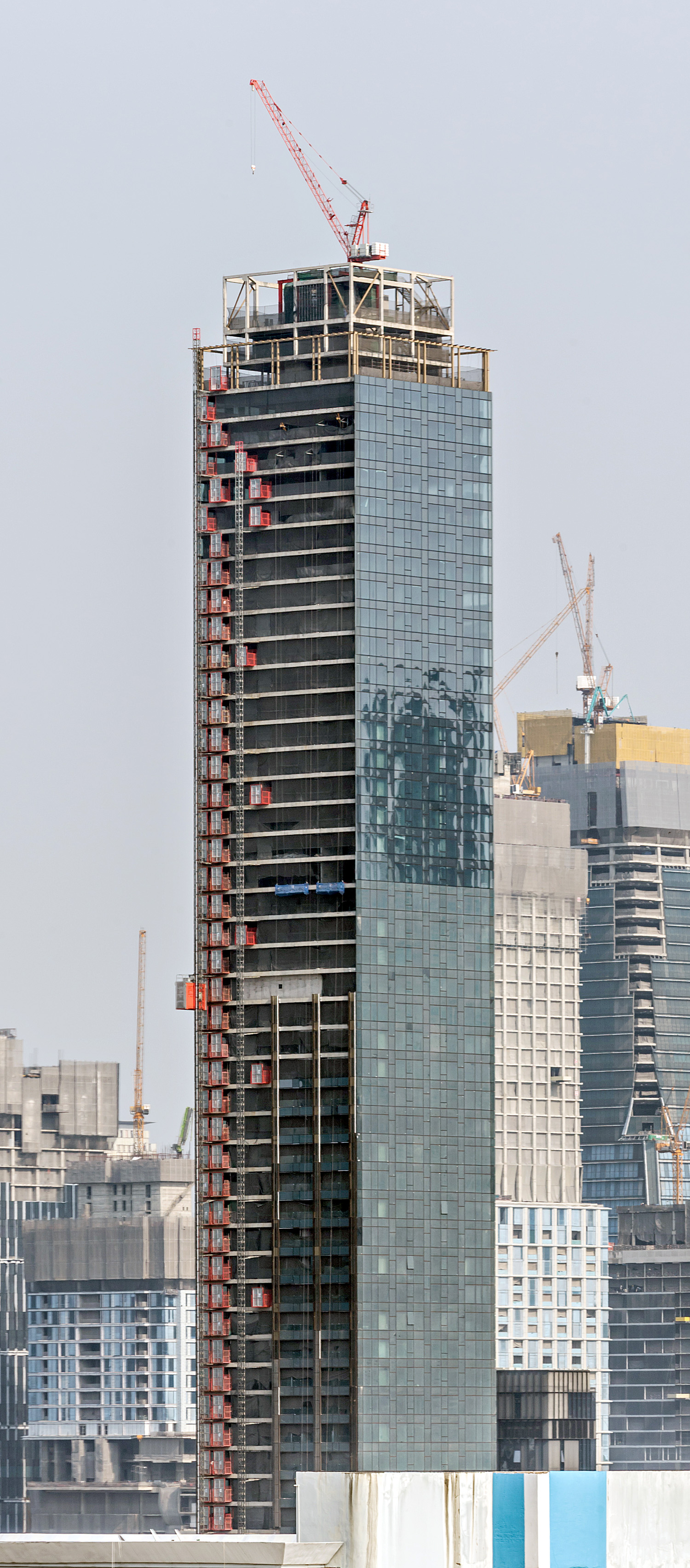 Nimit Langsuan - View from Novotel Bangkok on Siam Square 