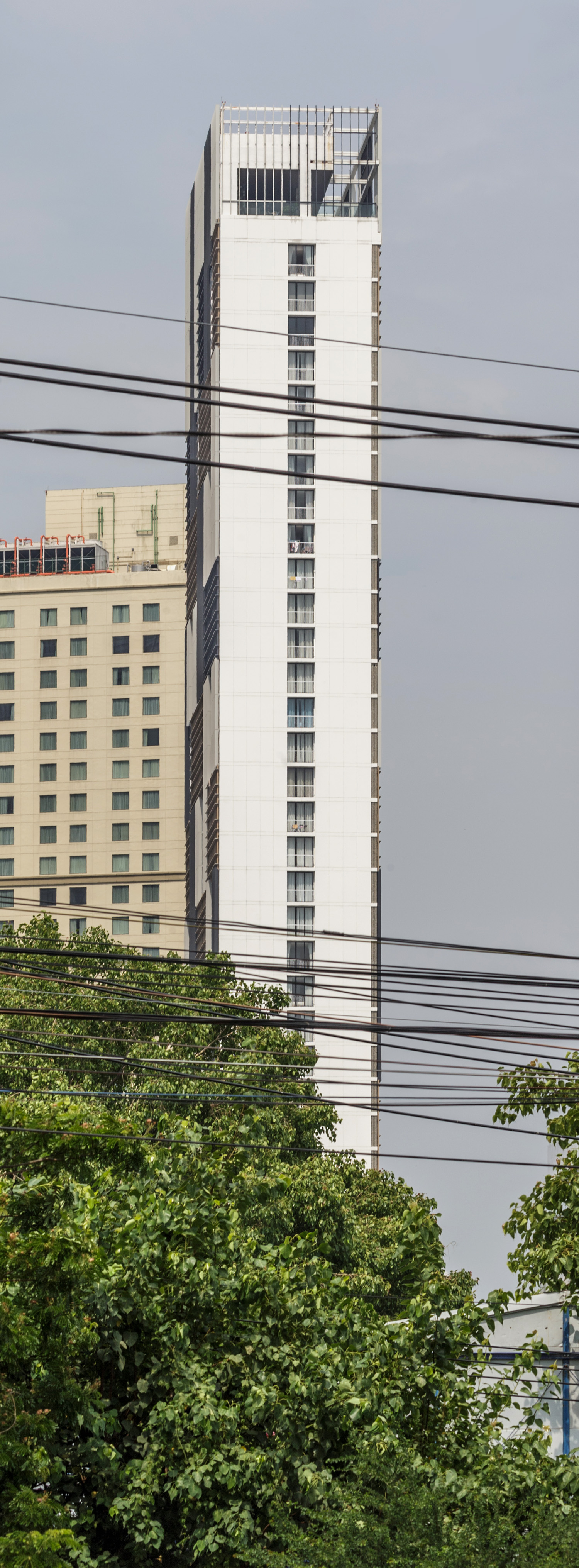 Park 24 Tower A - Narrow side seen from the west 