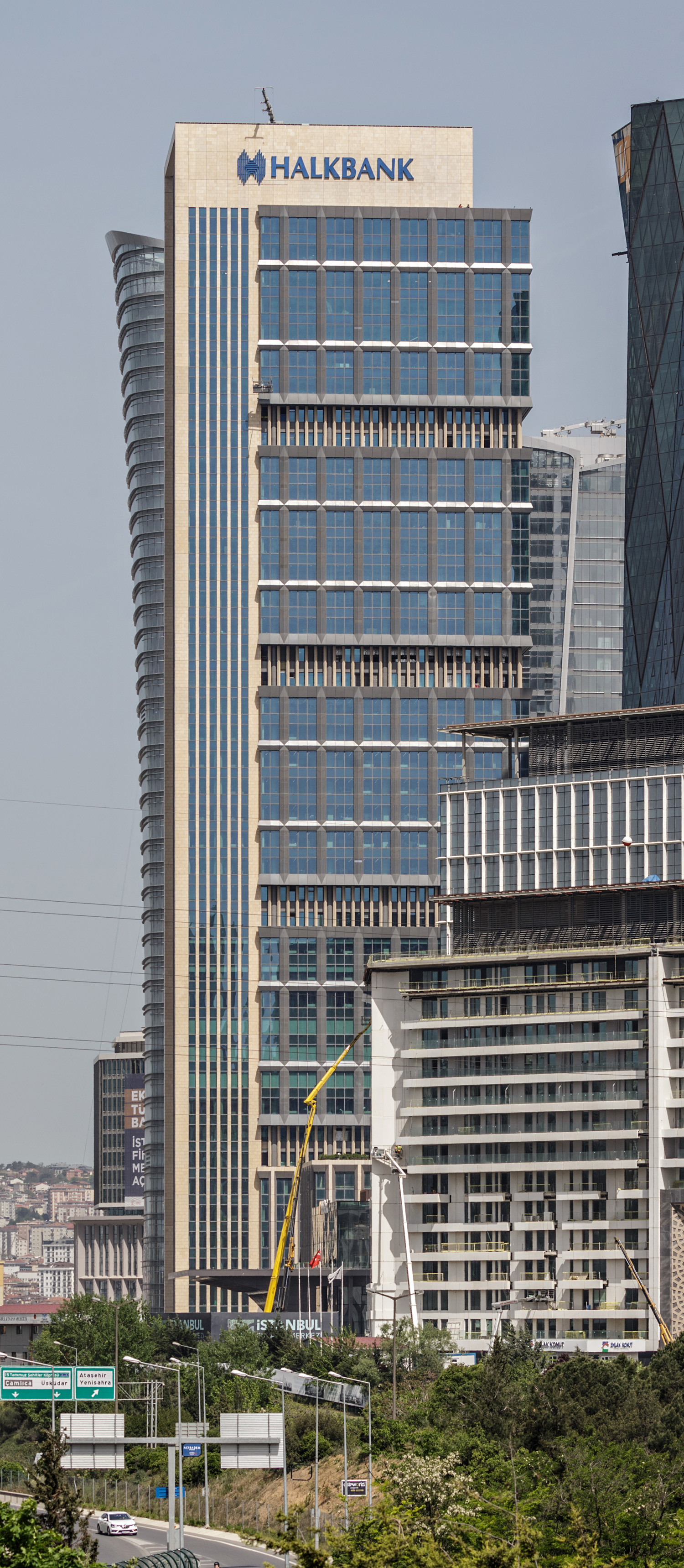Halkbank Headquarters Tower 1 - View from the southeast 