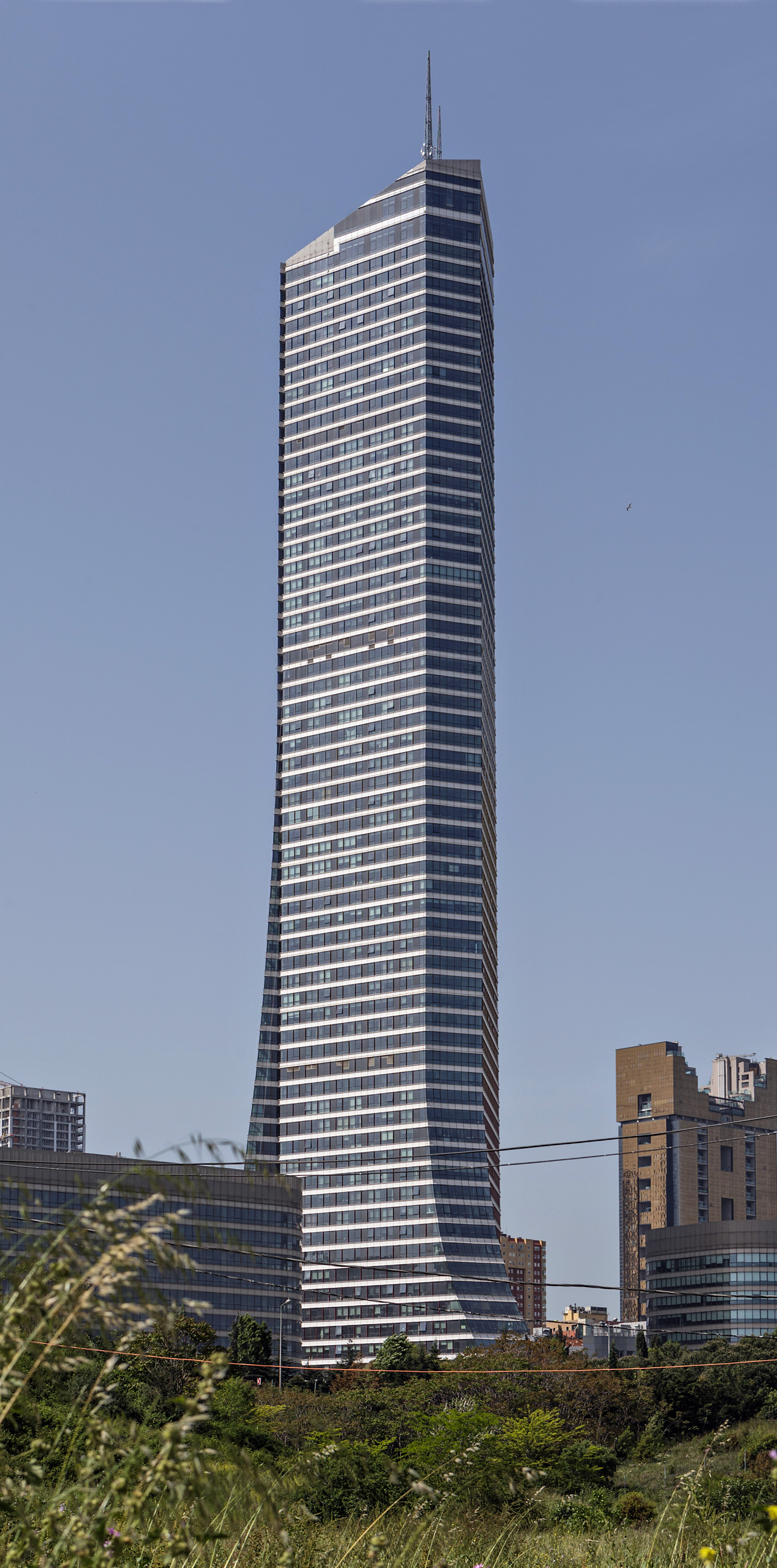 Metropol Tower Istanbul - View from the northeast 