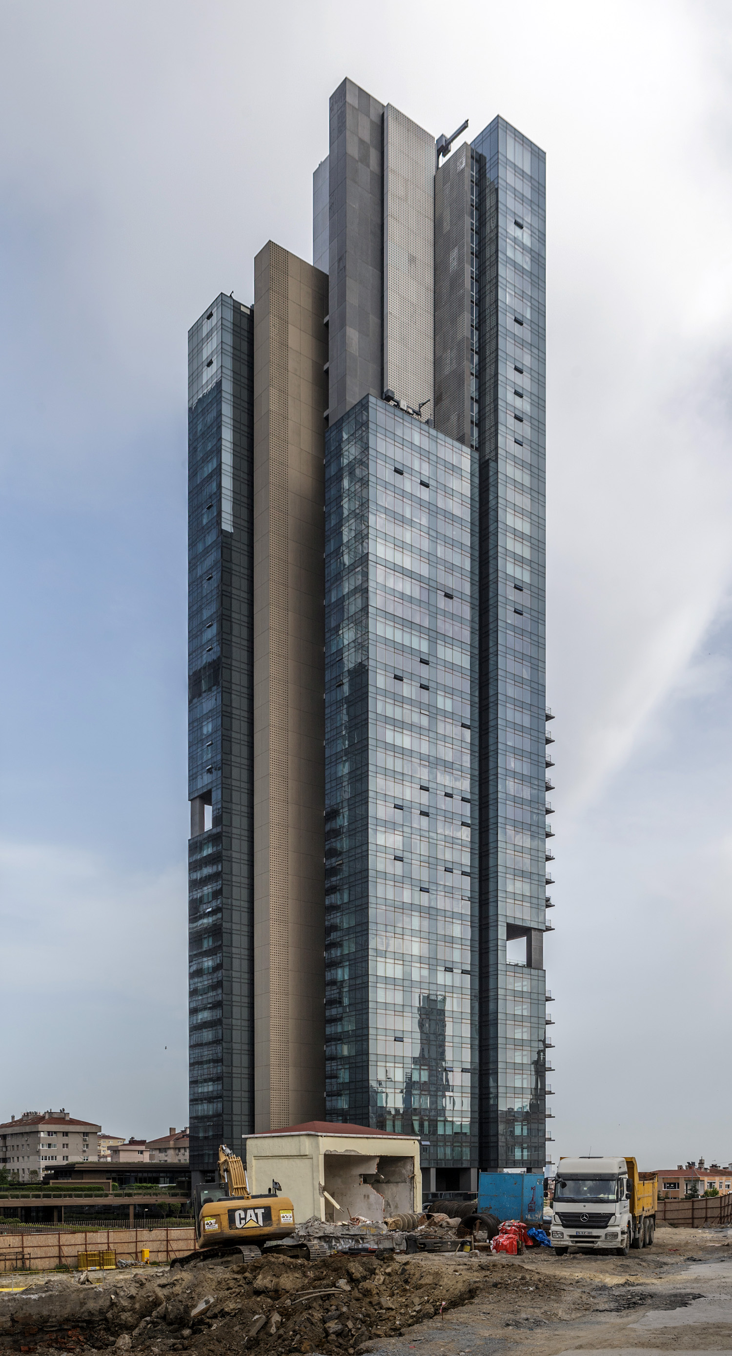 Torun Center - South Tower - View from the northwest 