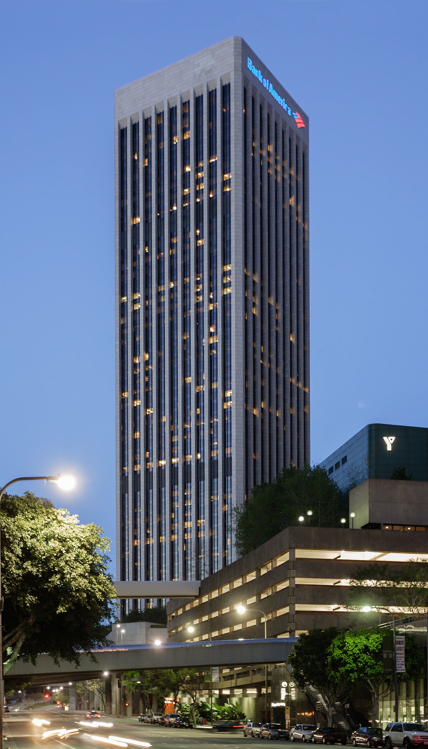 Bank of America Plaza - View from the southwest 