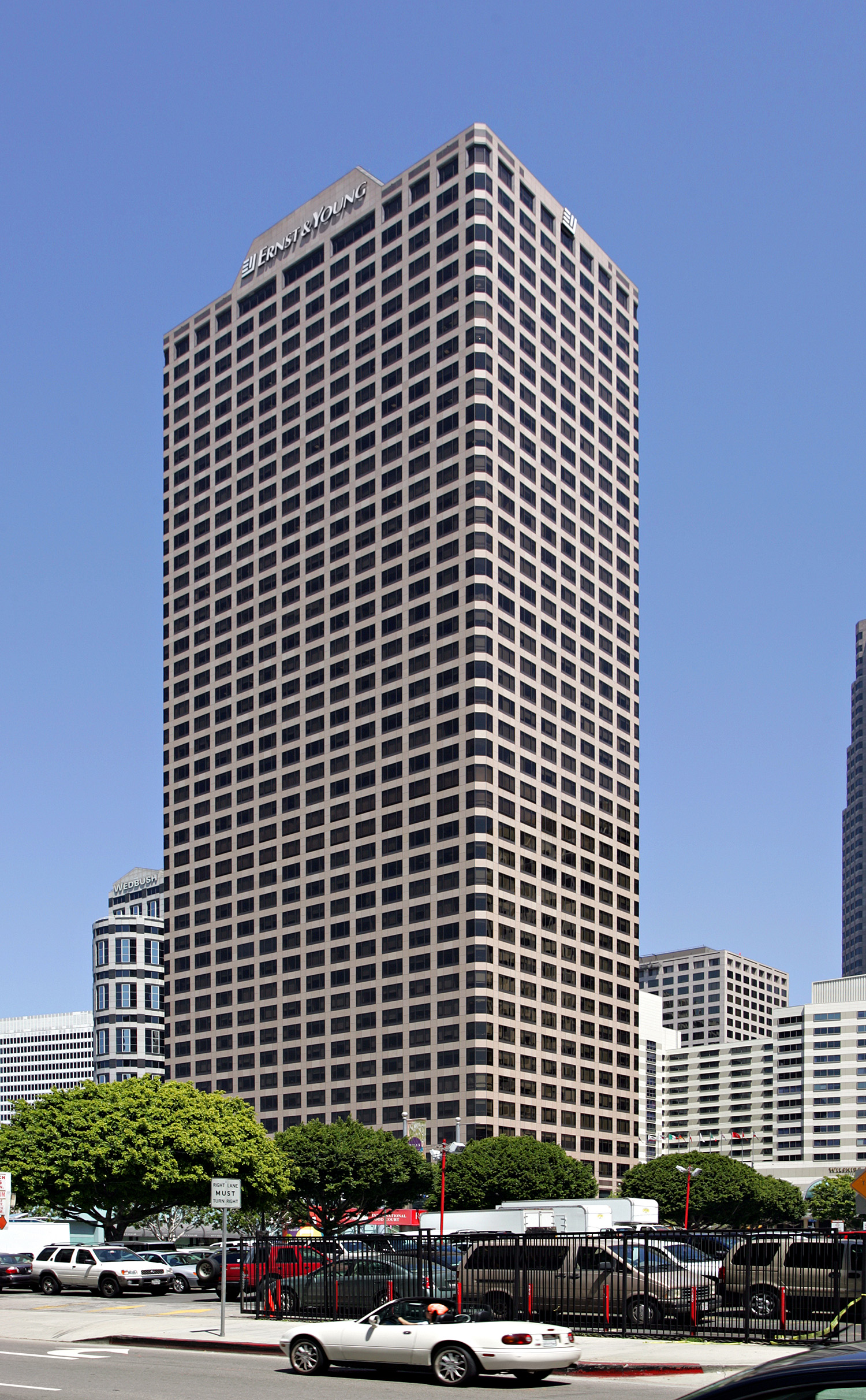 Ernst & Young Plaza - View from West 8th Street 