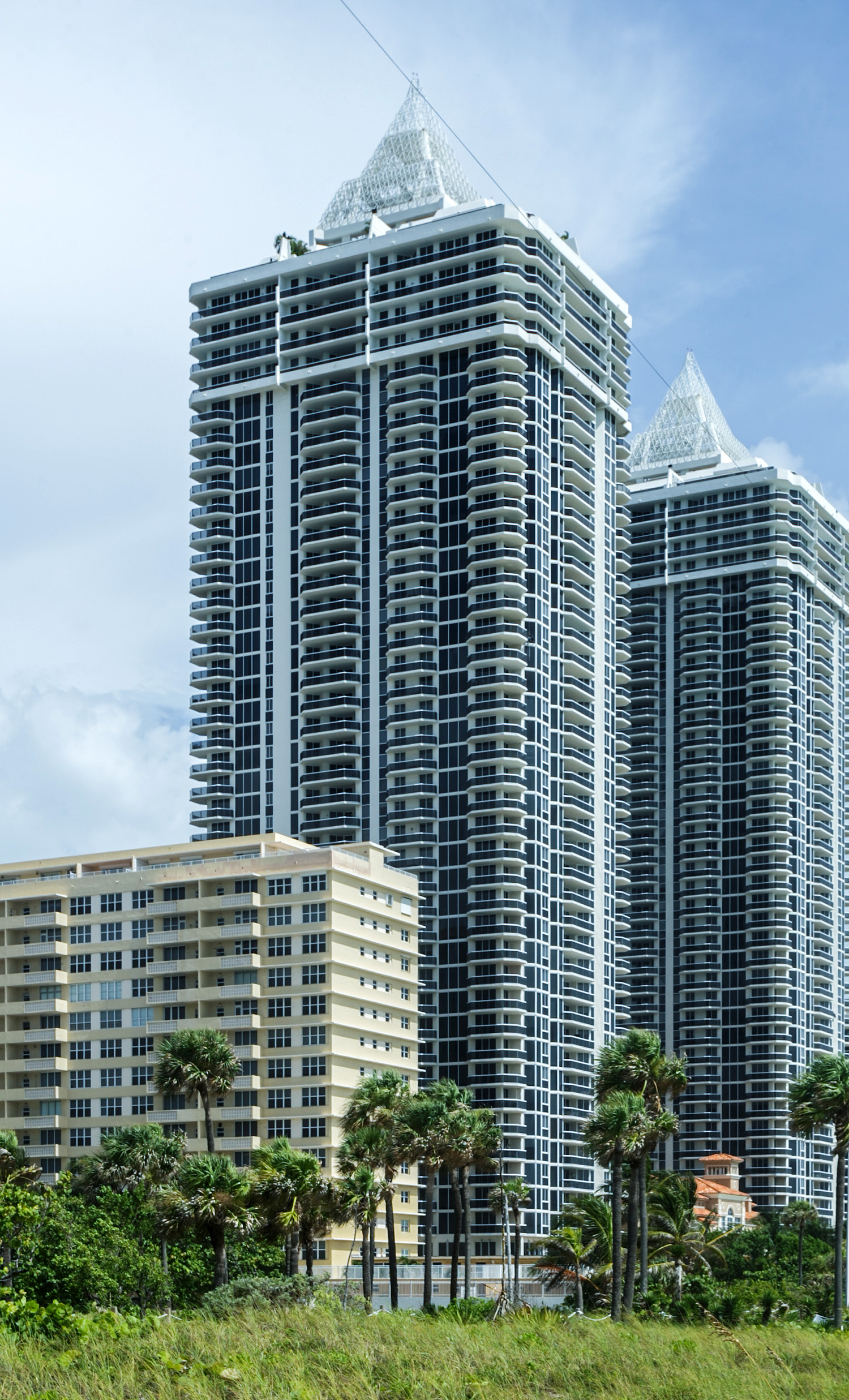 Green Diamond Tower - View from the south 