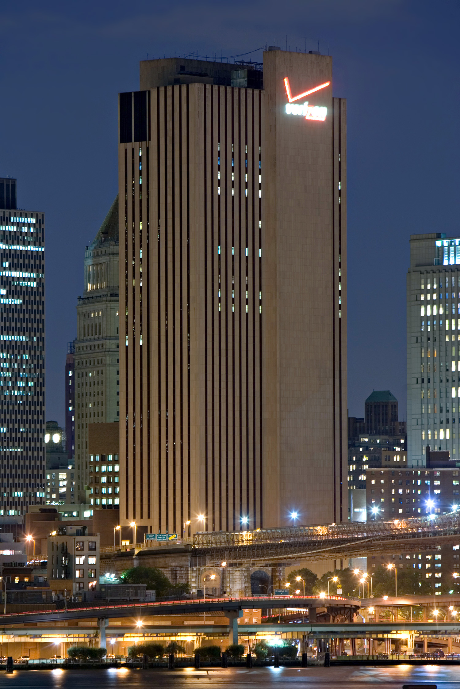 1 Brooklyn Bridge Plaza - Night view from Brooklyn Heights 