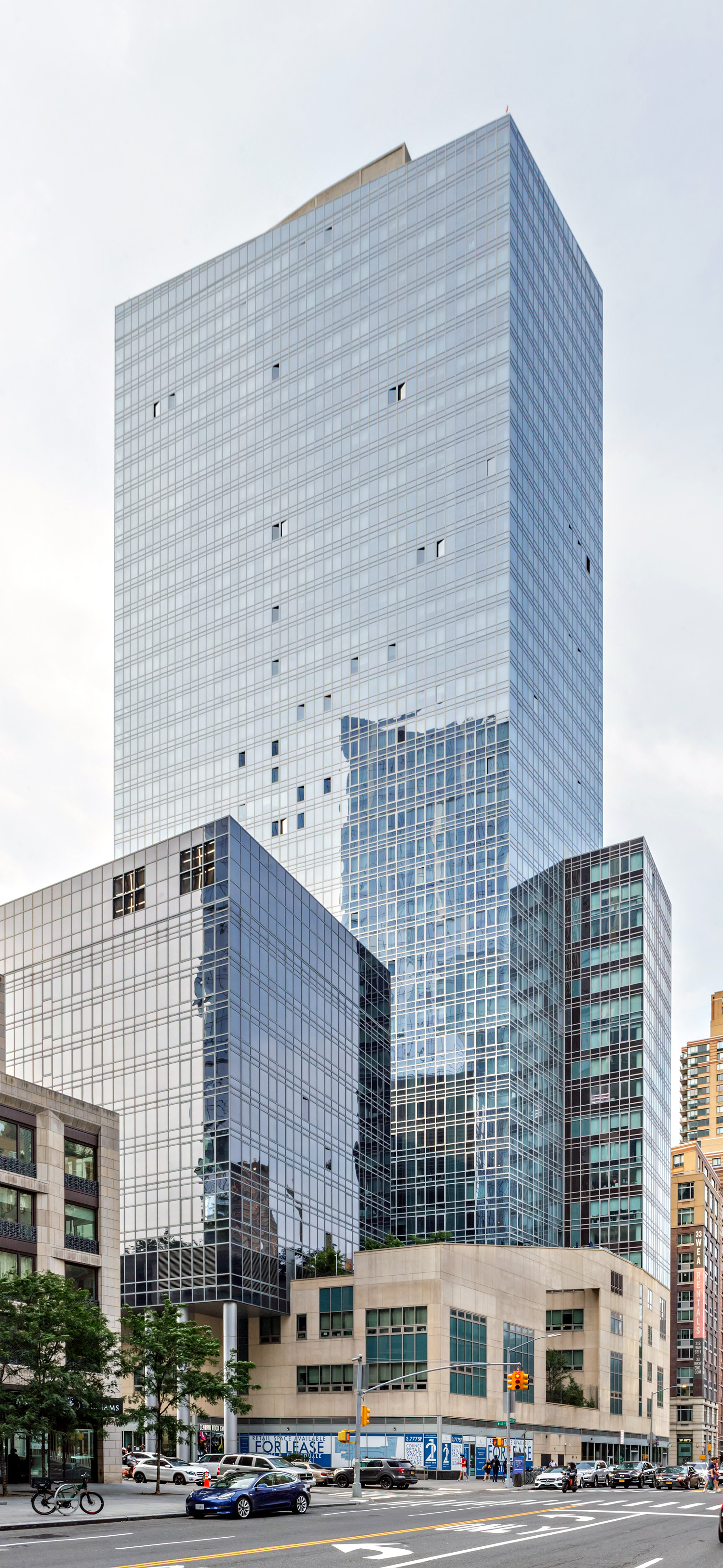 21 West End Avenue - View from the south 