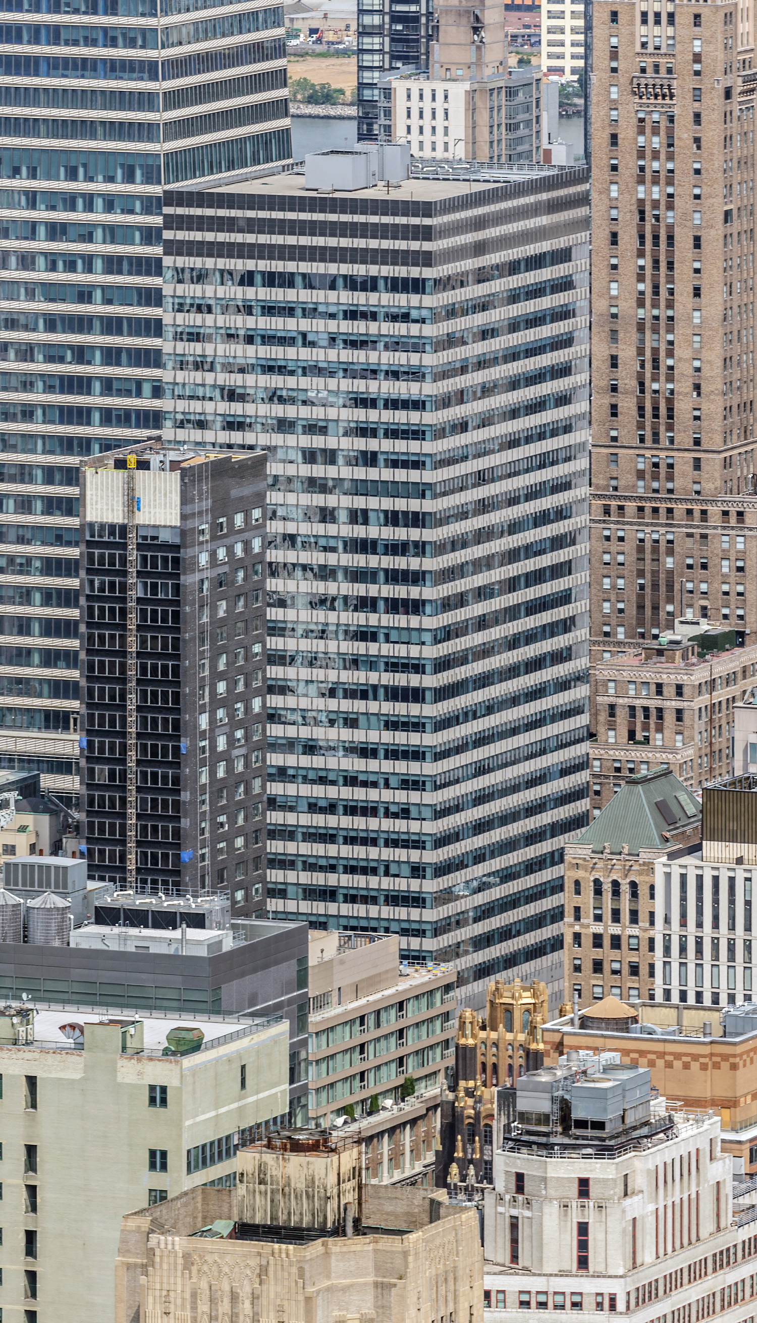 300 Madison Avenue - View from The Edge 